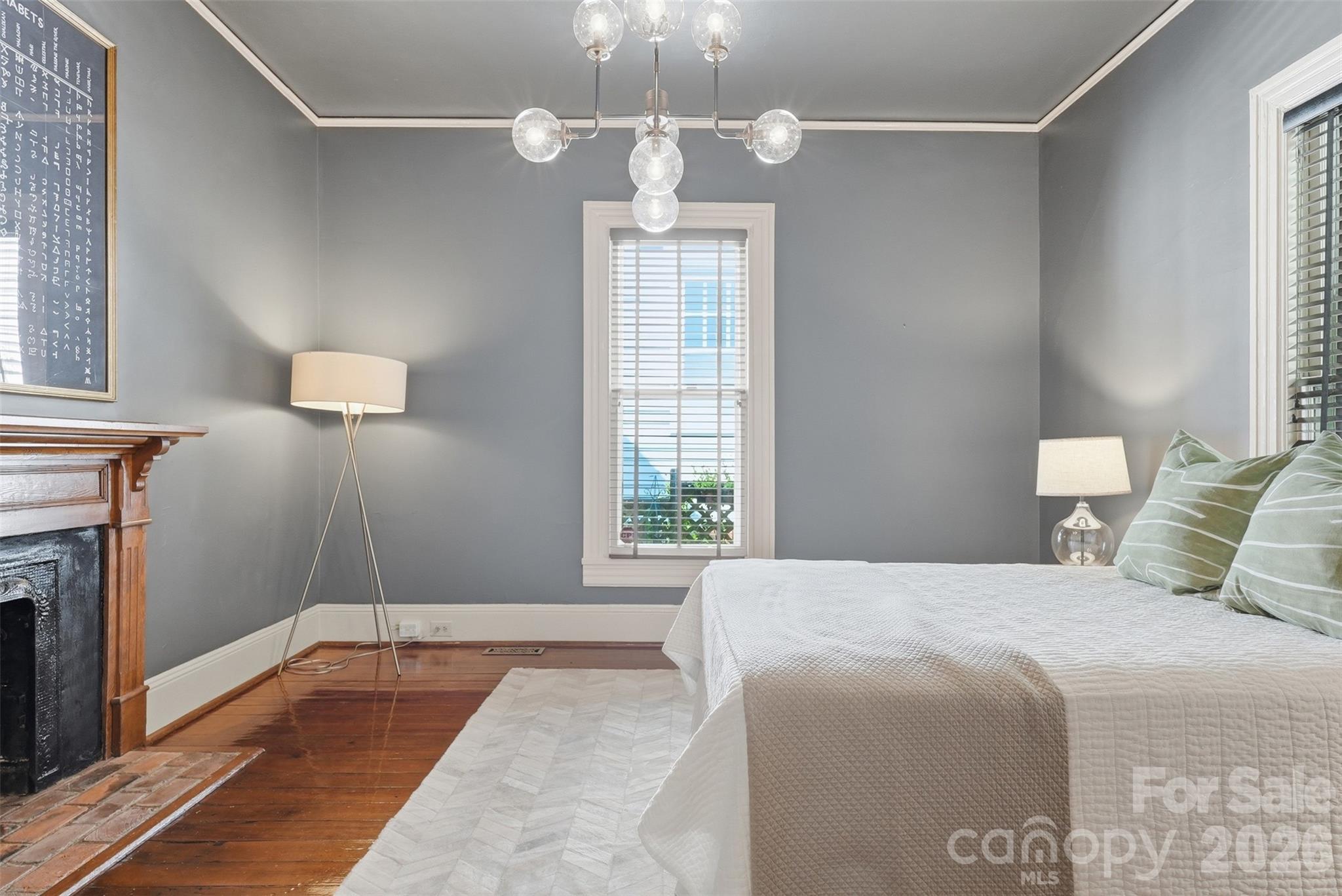 728 Lexington Avenue — Charlotte