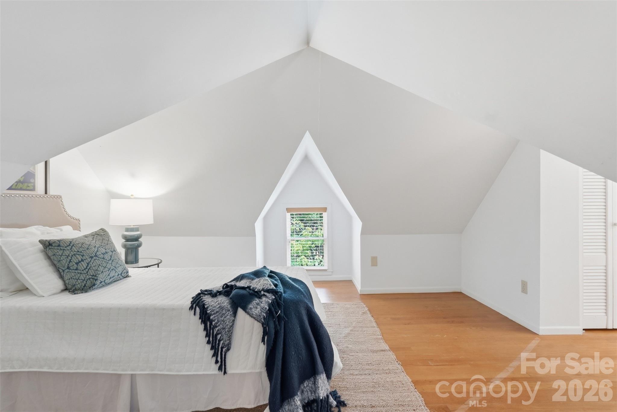 728 Lexington Avenue — Charlotte