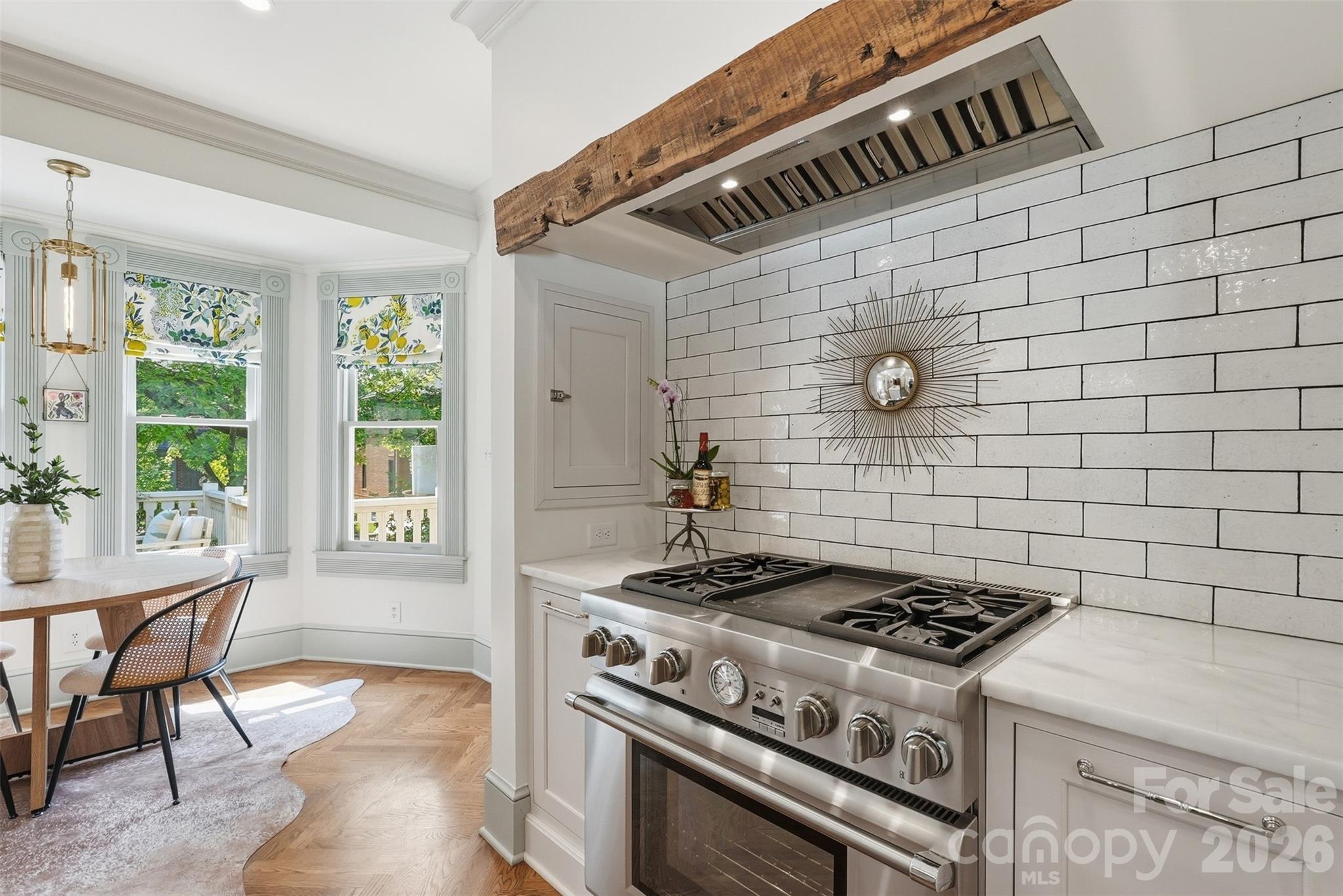 728 Lexington Avenue — Charlotte
