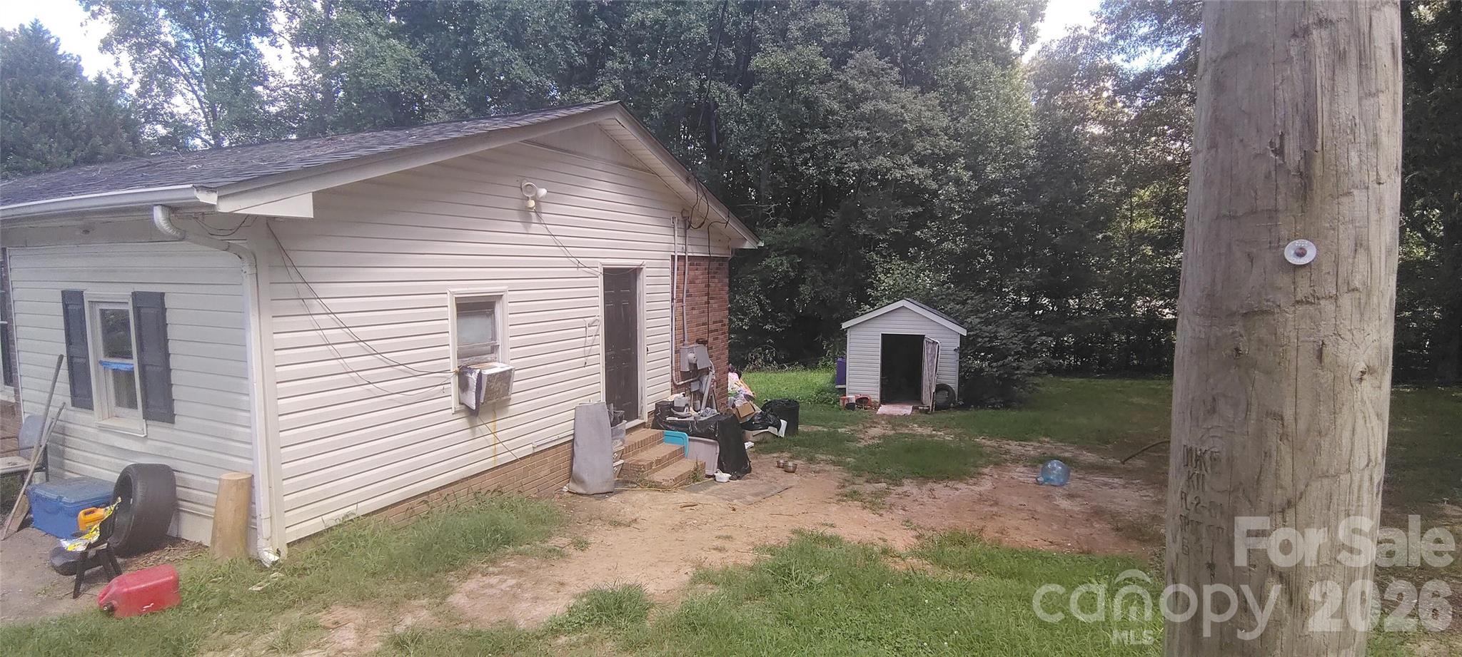 522 Lee Drive — Shelby