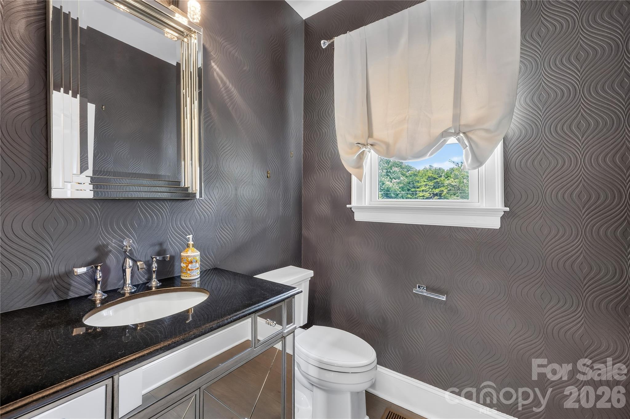 129 Aqua Drive — Mooresville