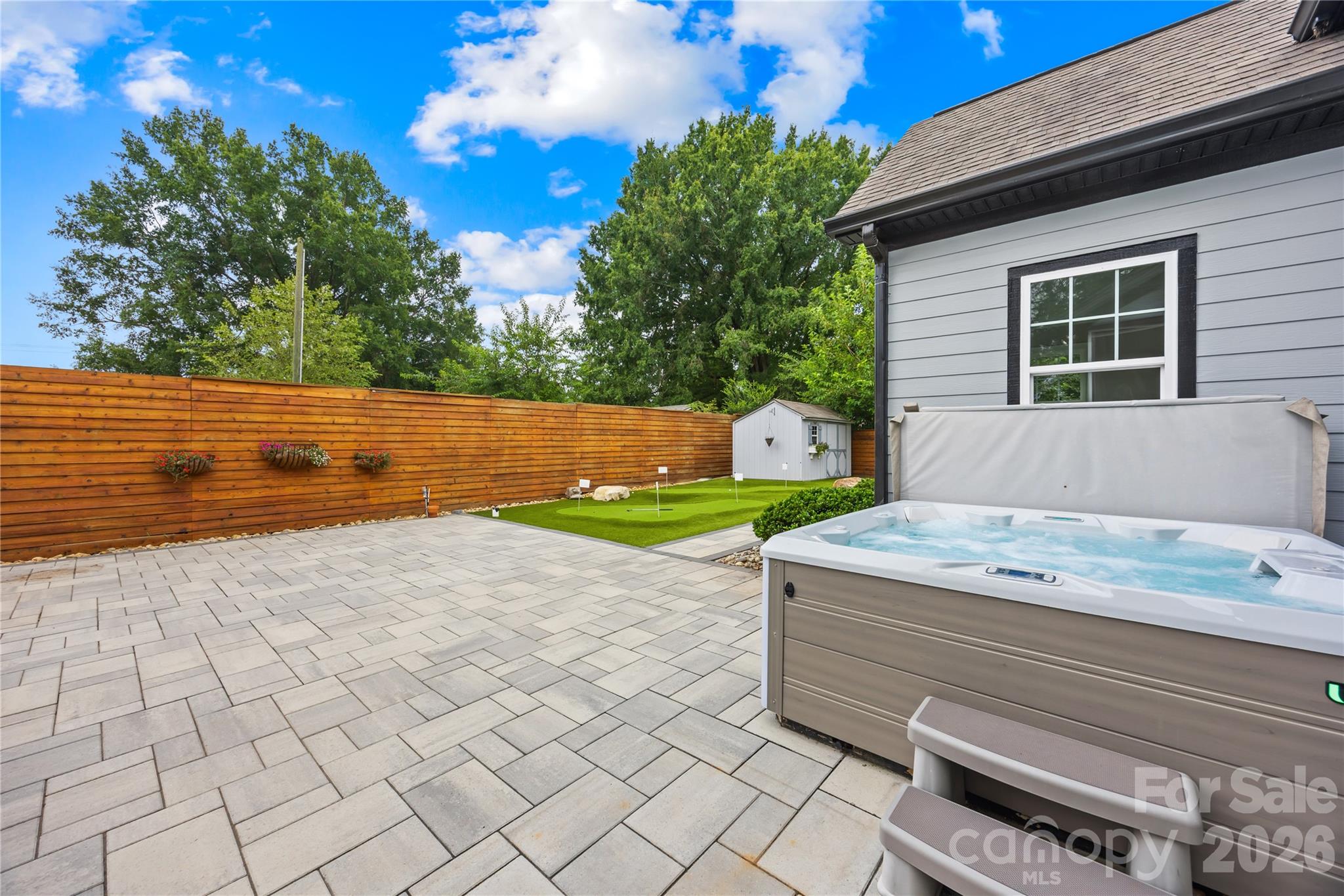 129 Aqua Drive — Mooresville