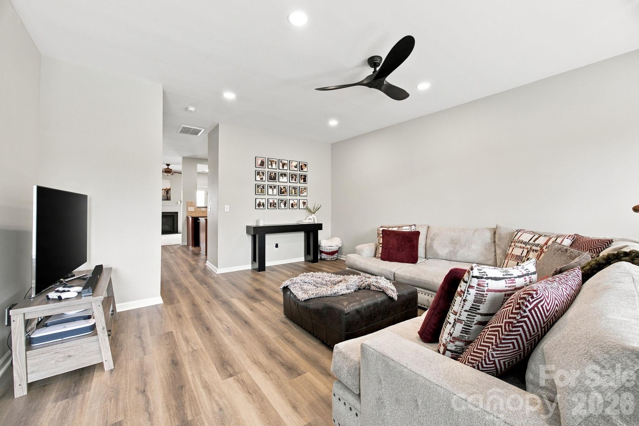 2031 Cambridge Beltway Drive — Charlotte