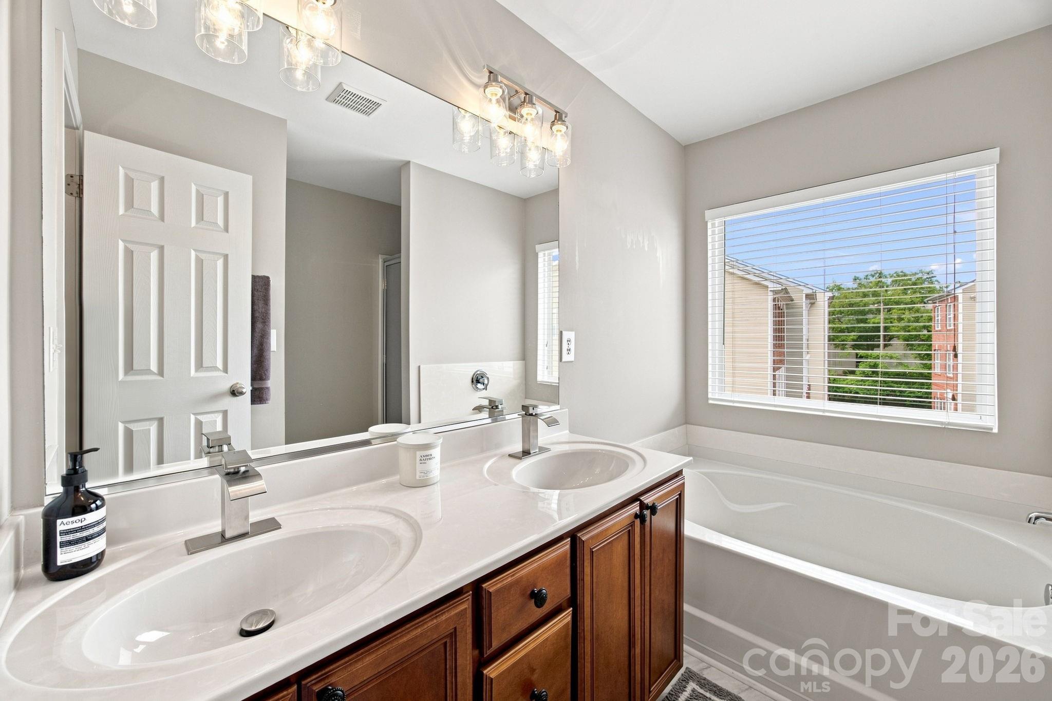 2031 Cambridge Beltway Drive — Charlotte
