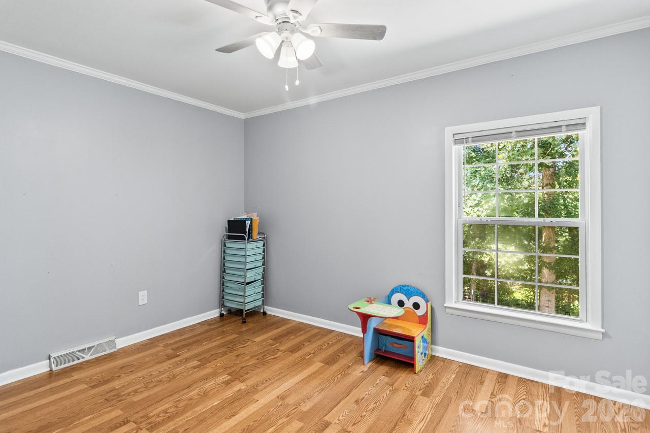 393 Cedar Grove Church Road — Vale