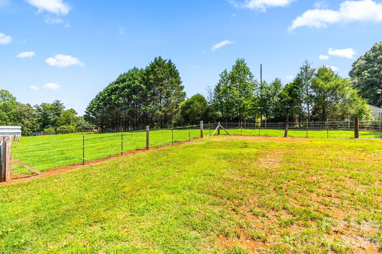 393 Cedar Grove Church Road — Vale