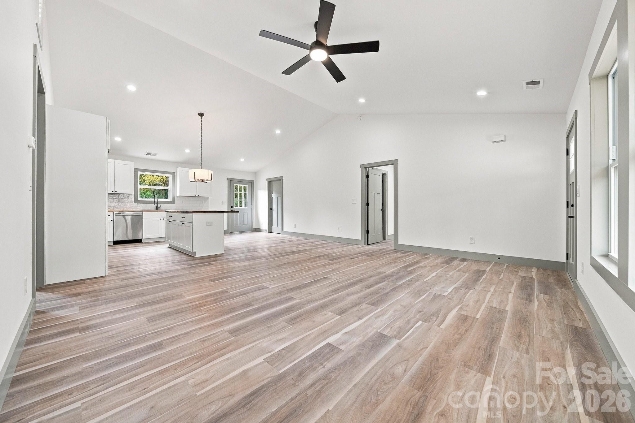 2949 Link Drive — Granite Falls