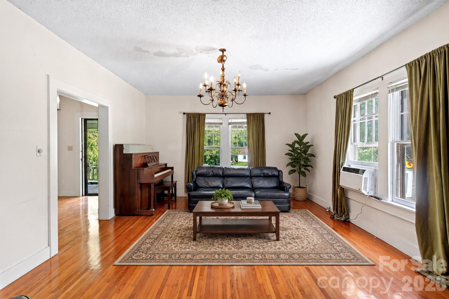 96 Huntsville Road — Marion