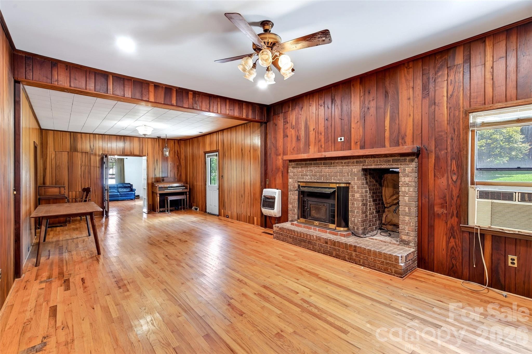 96 Huntsville Road — Marion