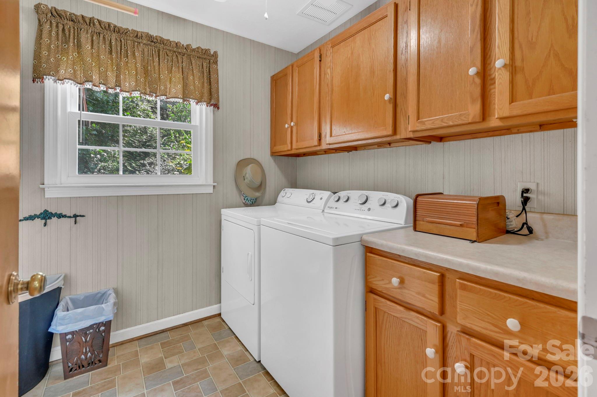 307 Woodland Trail — Laurel Park