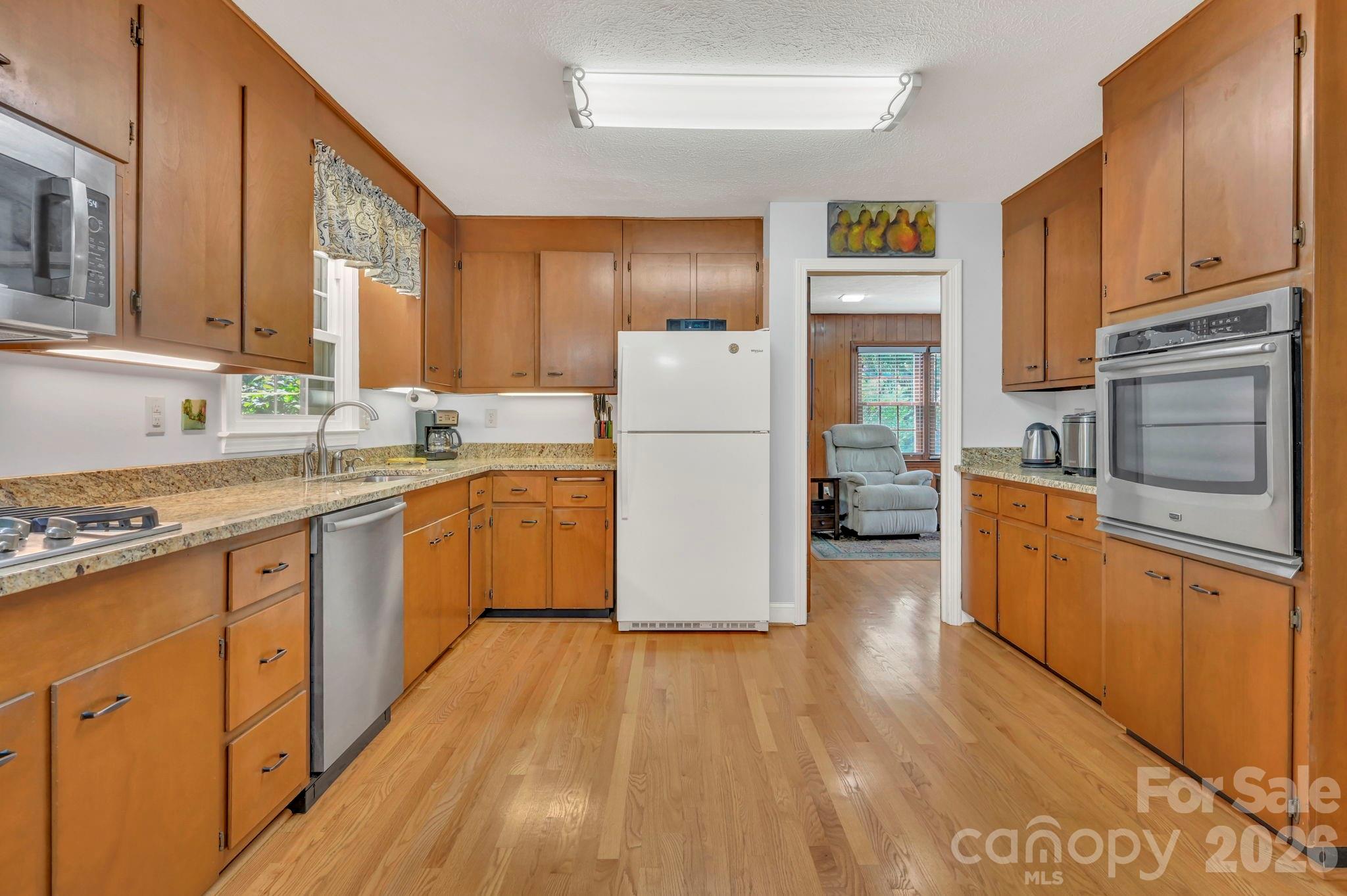 307 Woodland Trail — Laurel Park
