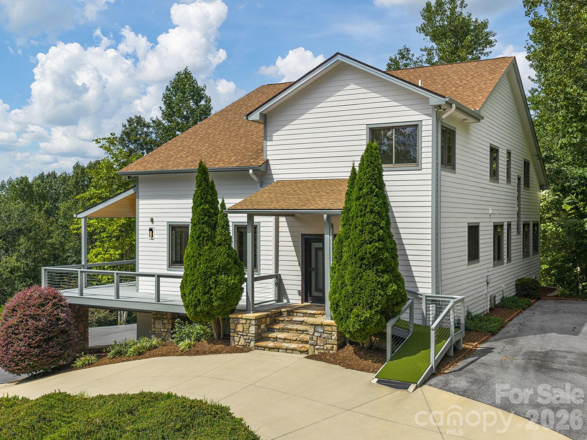 248 Wisdom Cove Road — Flat Rock