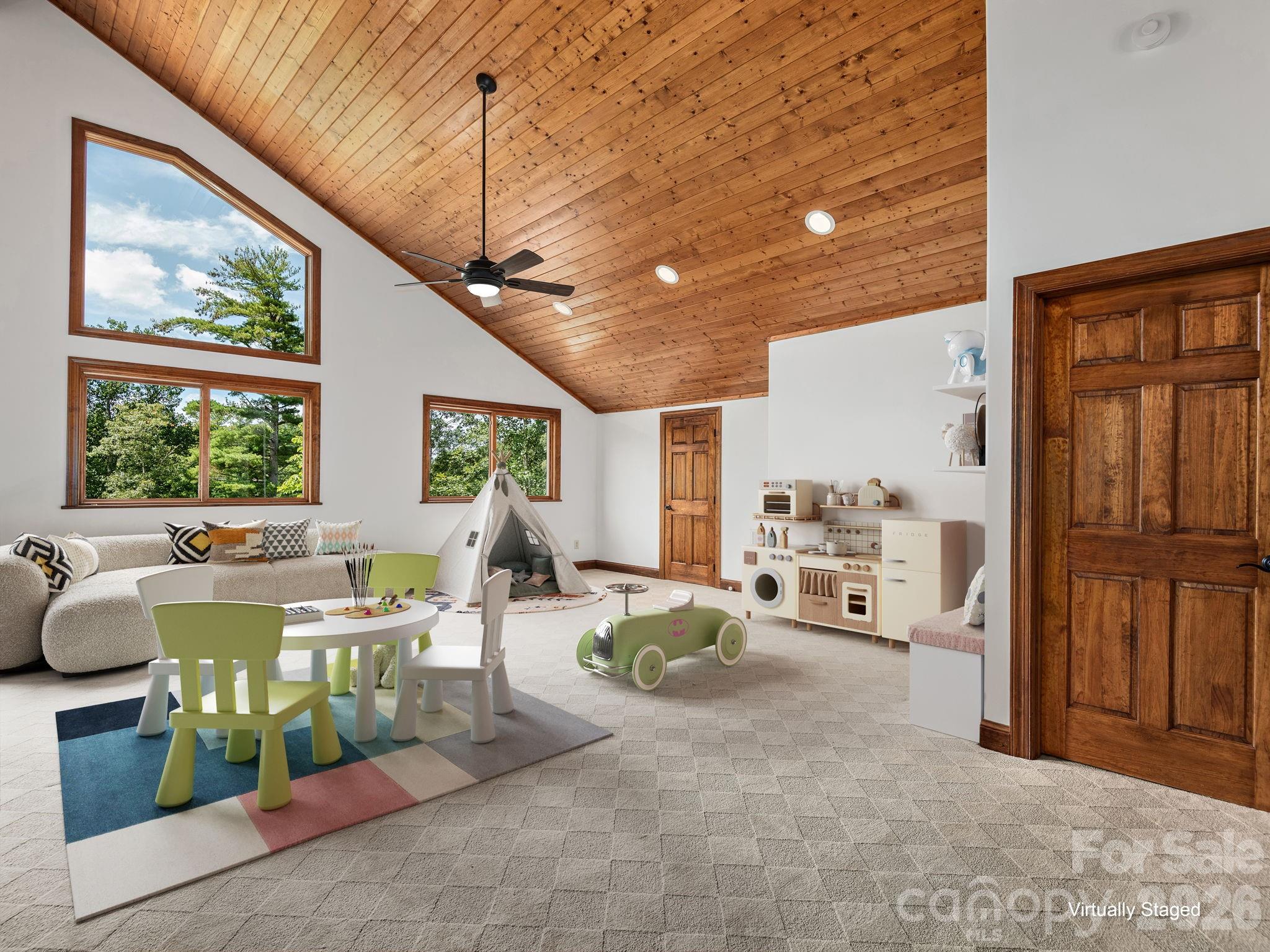 248 Wisdom Cove Road — Flat Rock