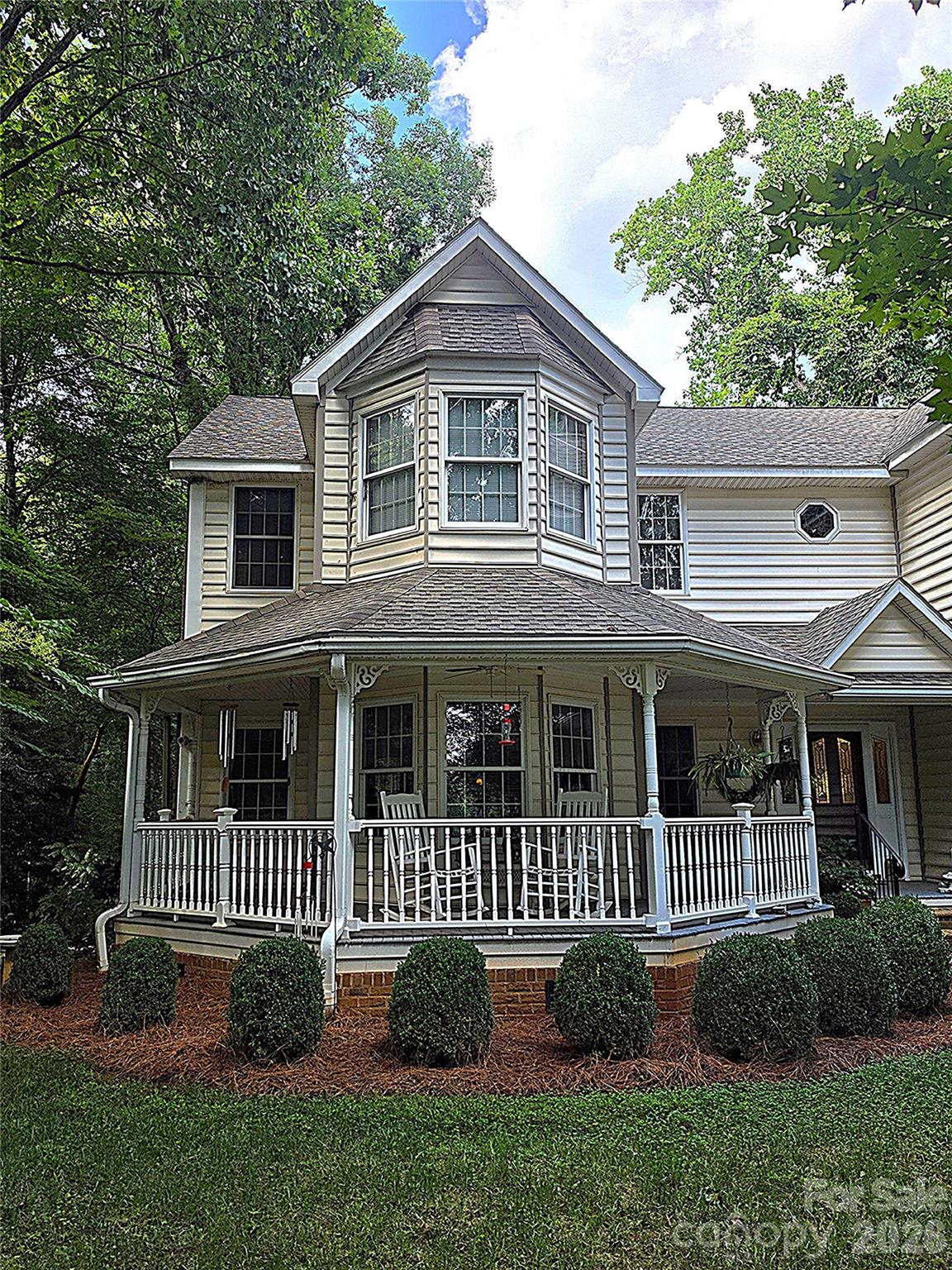 4721 Kuykendall Road — Charlotte