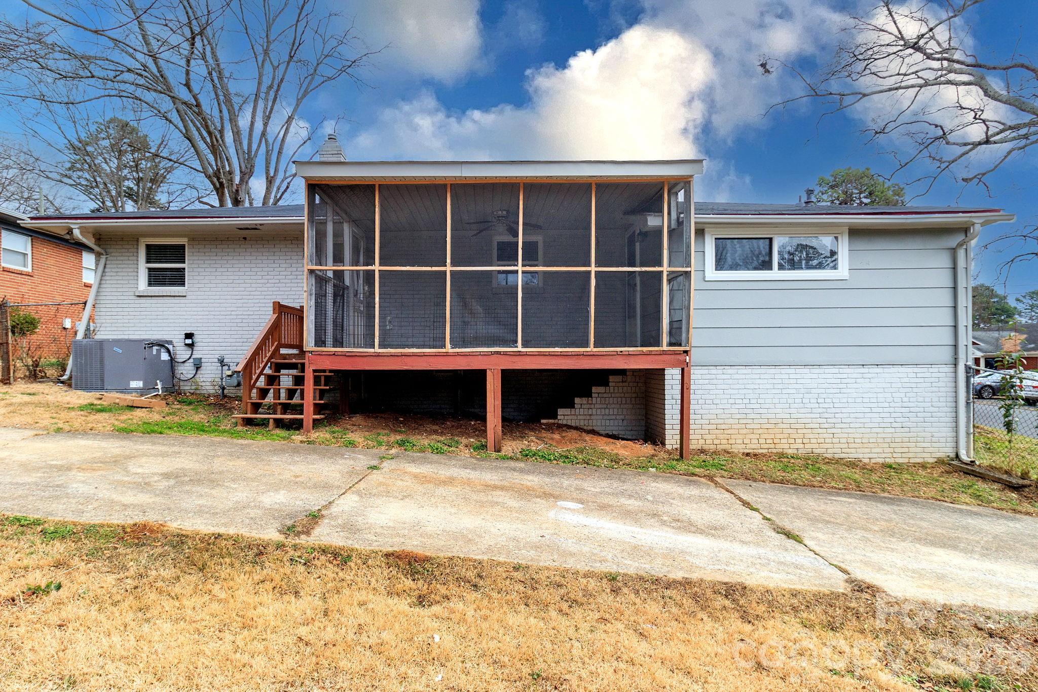 1701 Irma Street — Charlotte