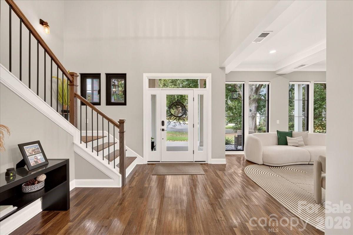2200 Stratford Avenue — Charlotte