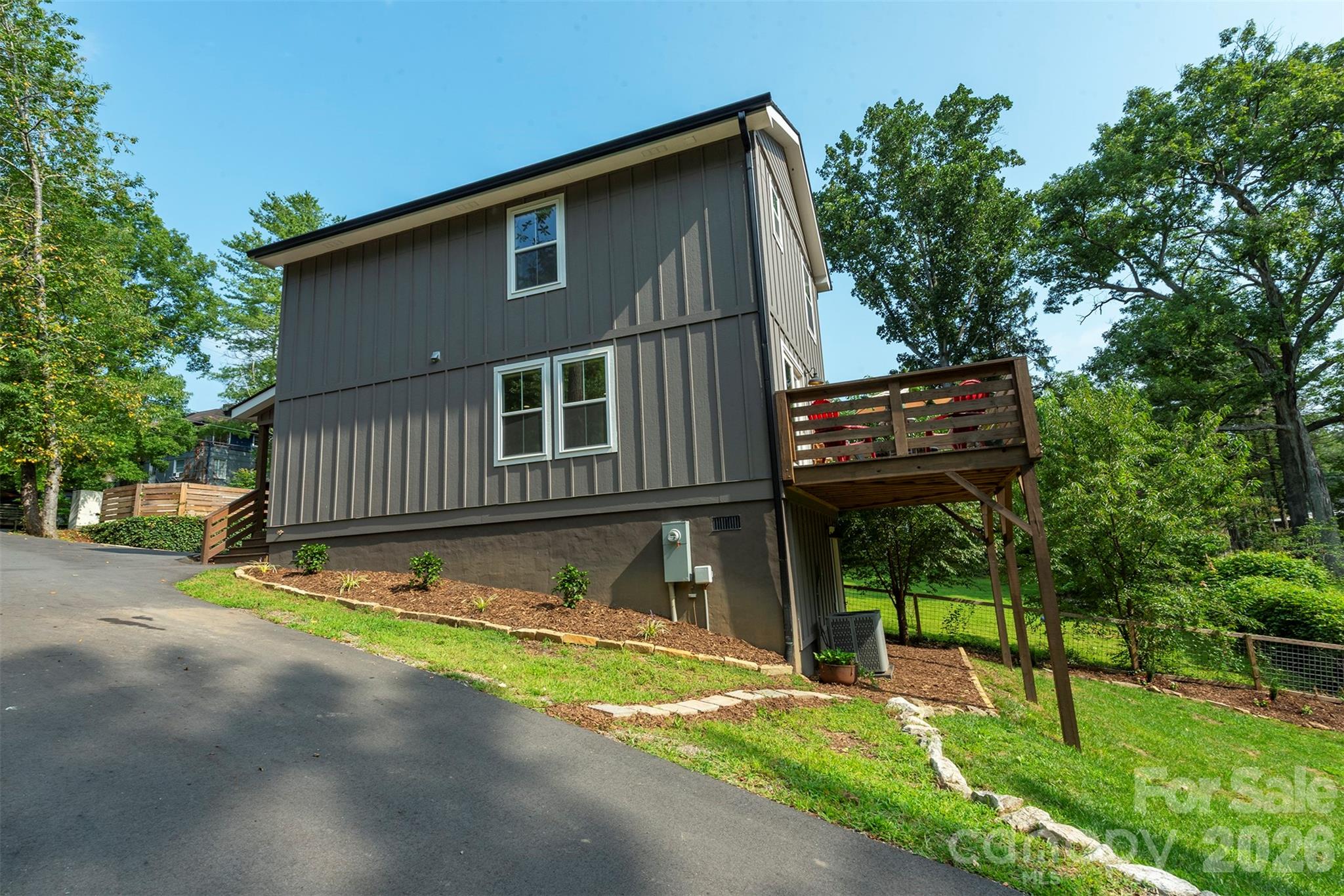 191 Chatham Road — Asheville