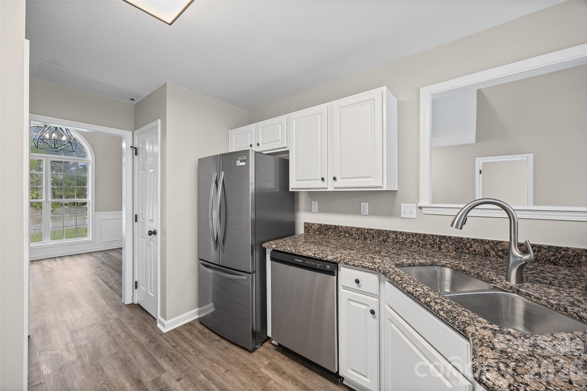 14107 Pine Harbor Road — Charlotte