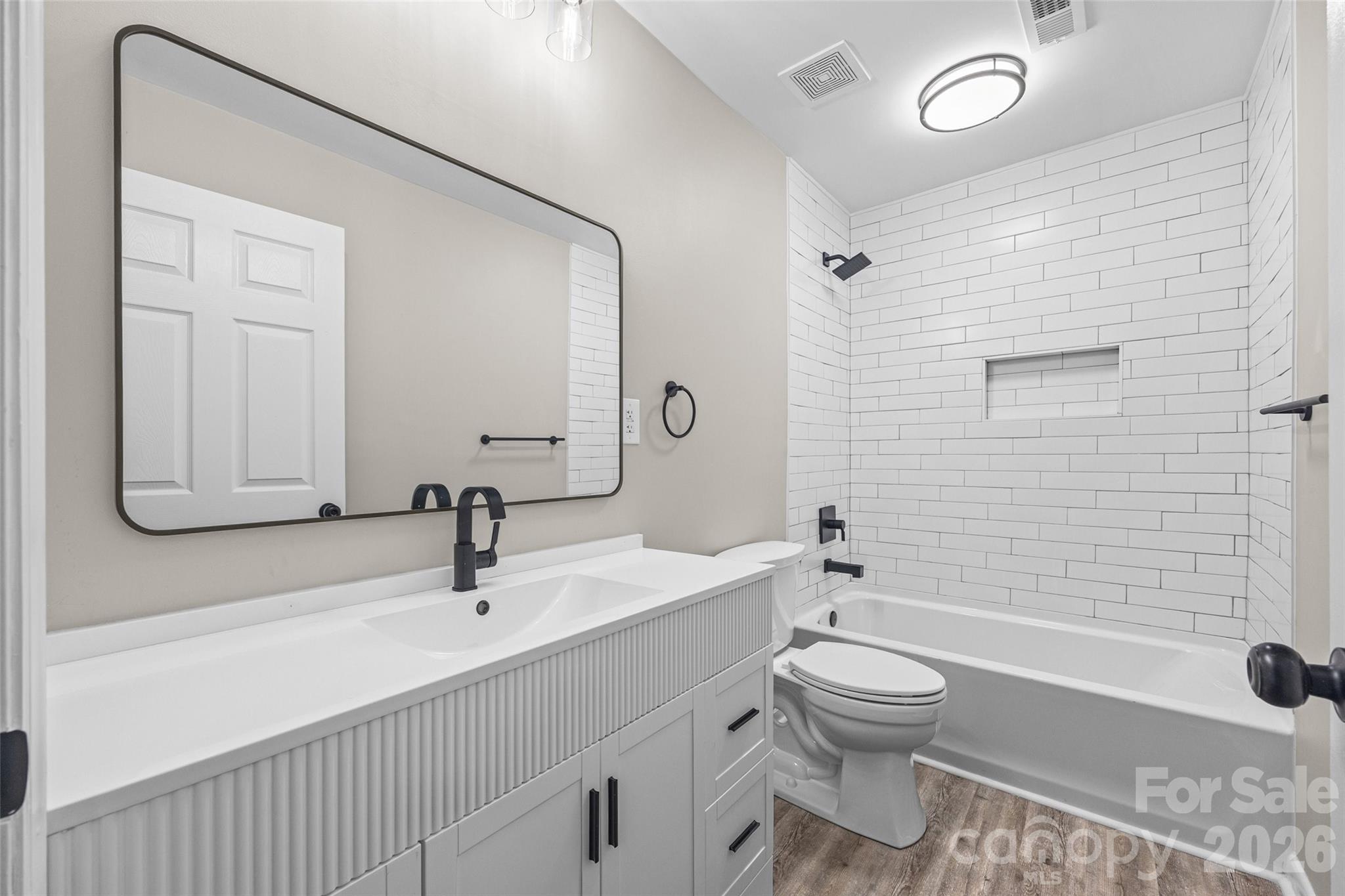 14107 Pine Harbor Road — Charlotte