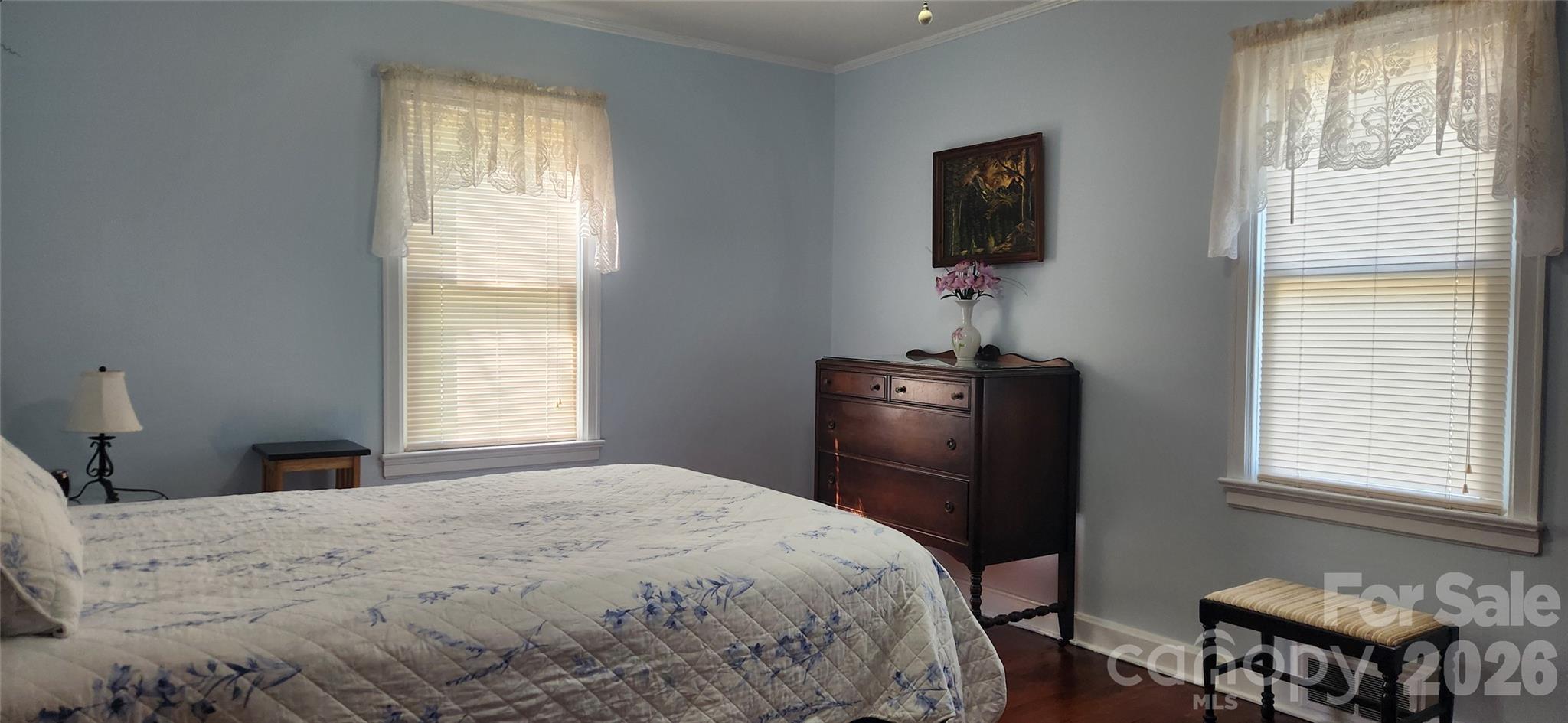 214 Governors View Road — Asheville