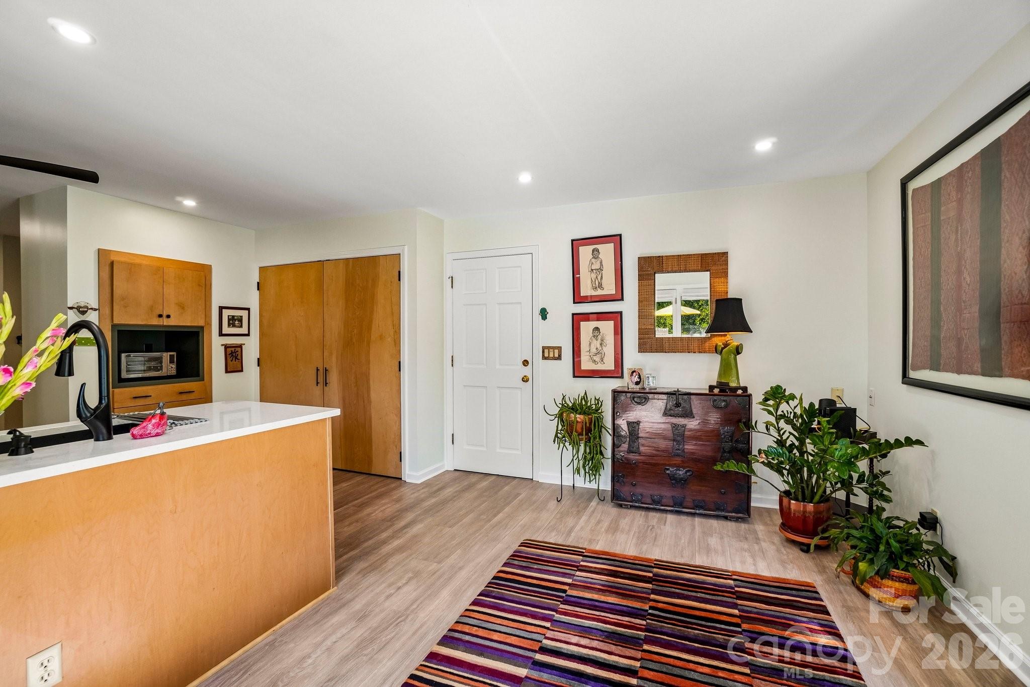 15 Stony Ridge — Asheville