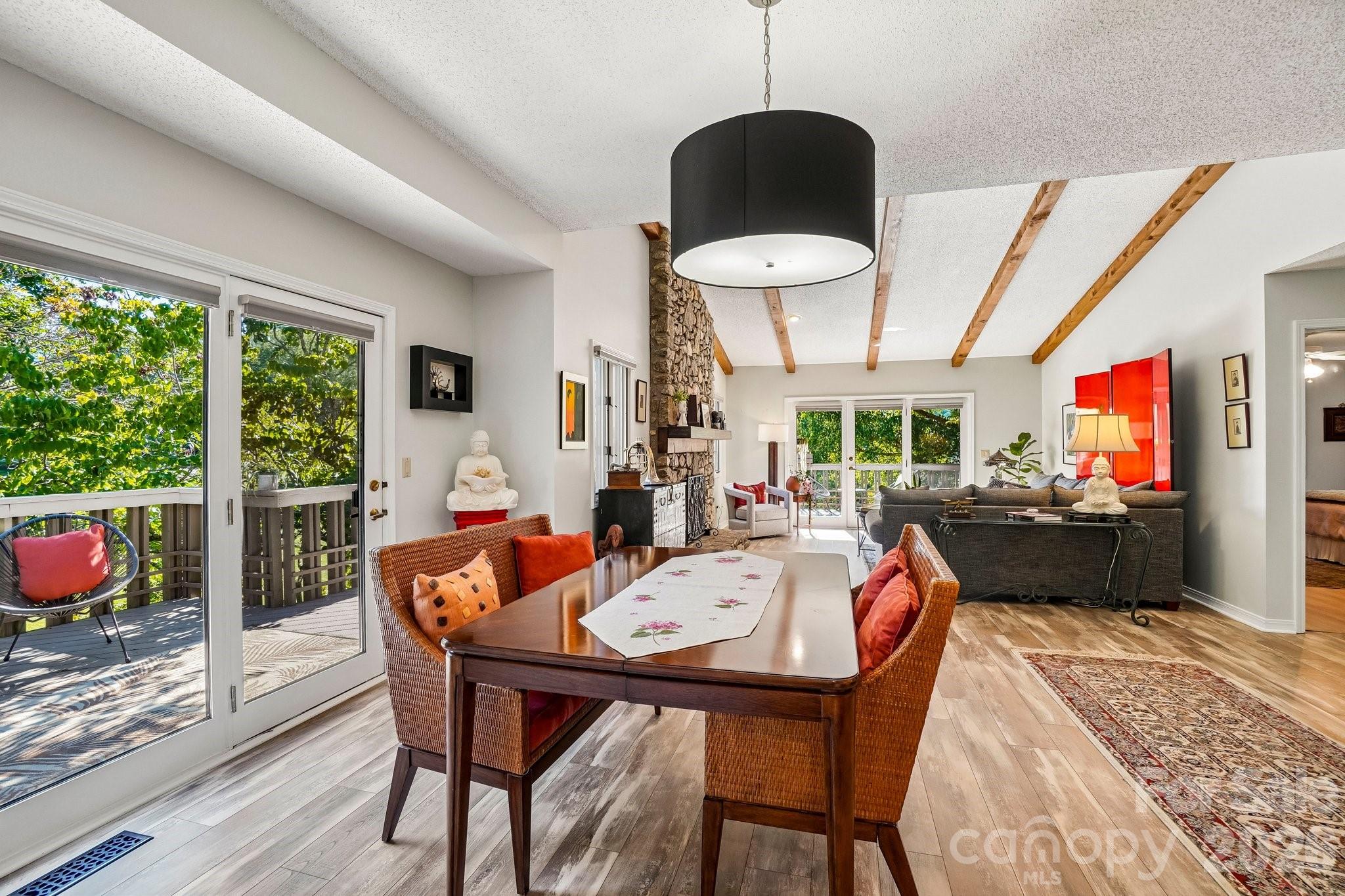 15 Stony Ridge — Asheville