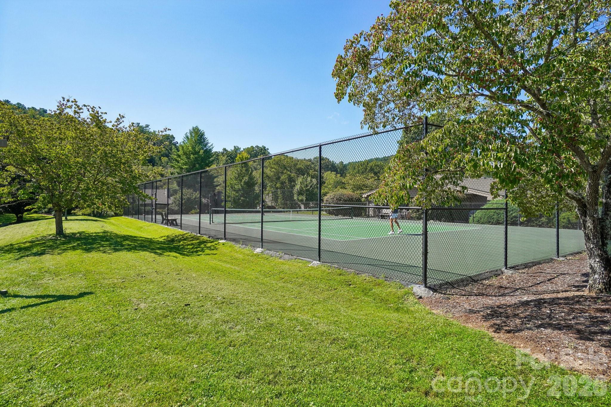 15 Stony Ridge — Asheville