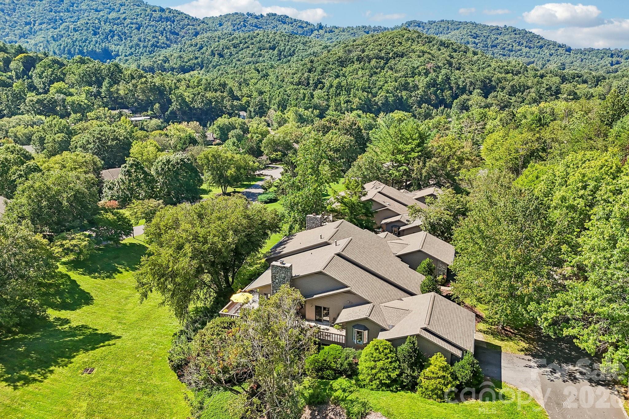 15 Stony Ridge — Asheville