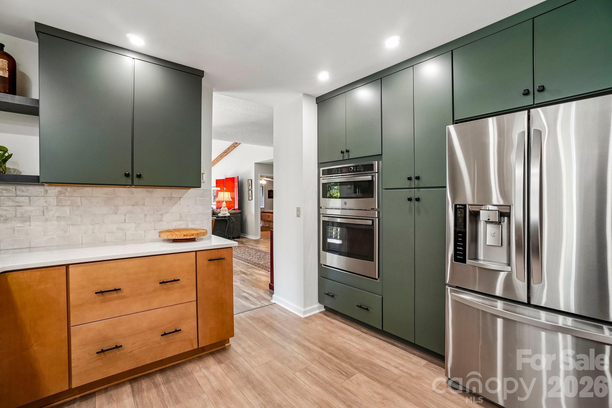 15 Stony Ridge — Asheville