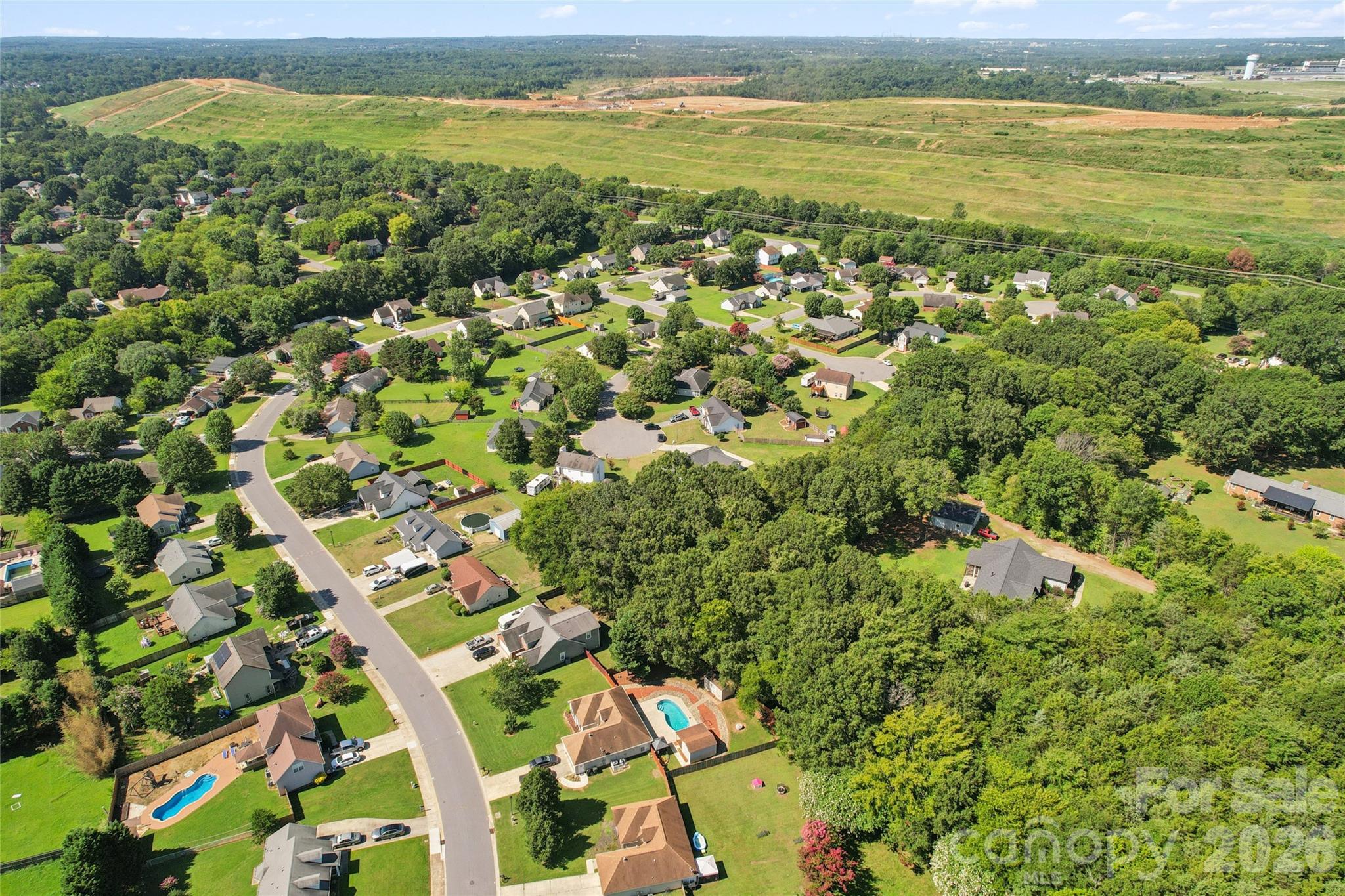 4563 Sunchase Court NW — Concord