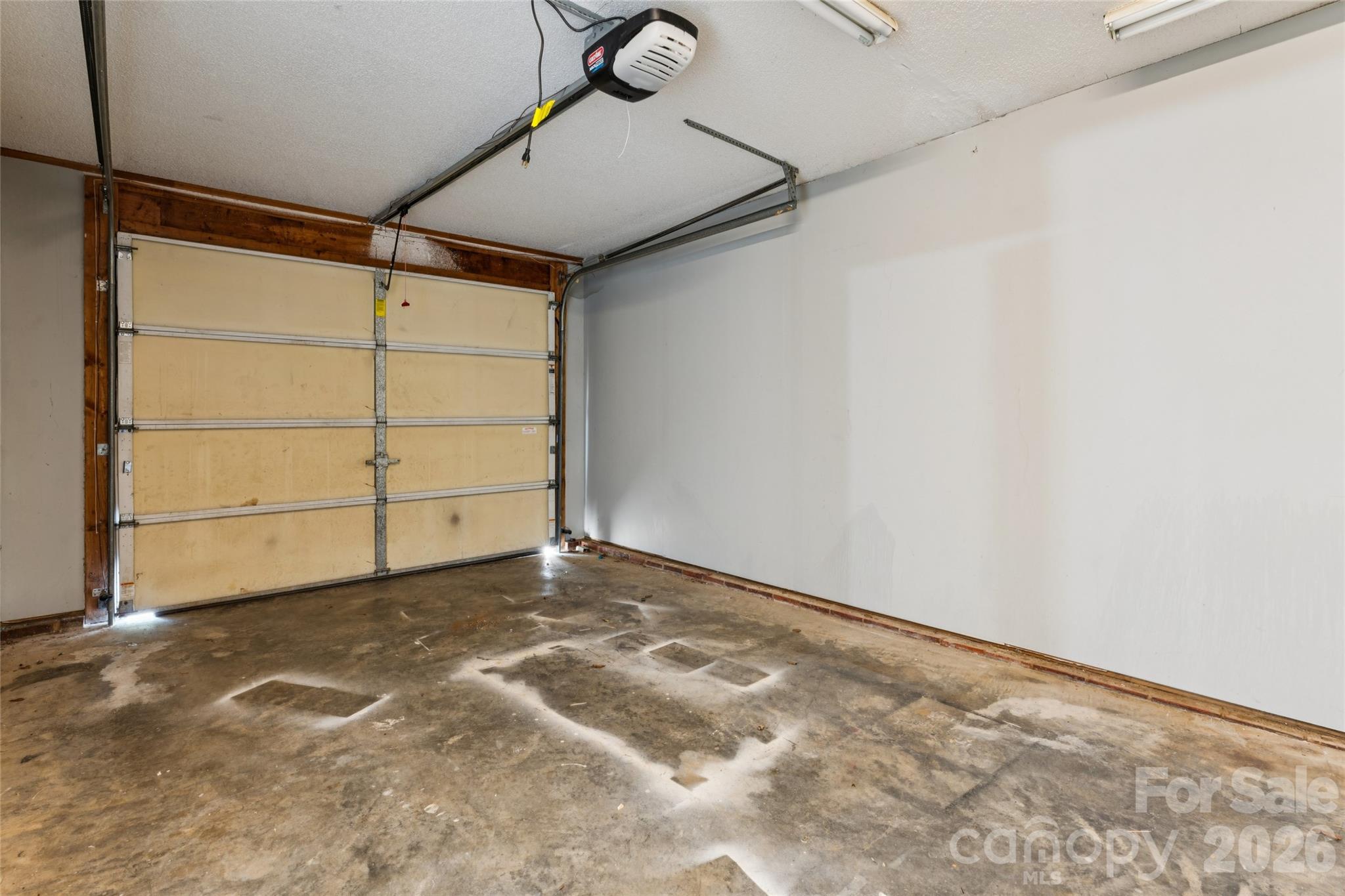 4563 Sunchase Court NW — Concord