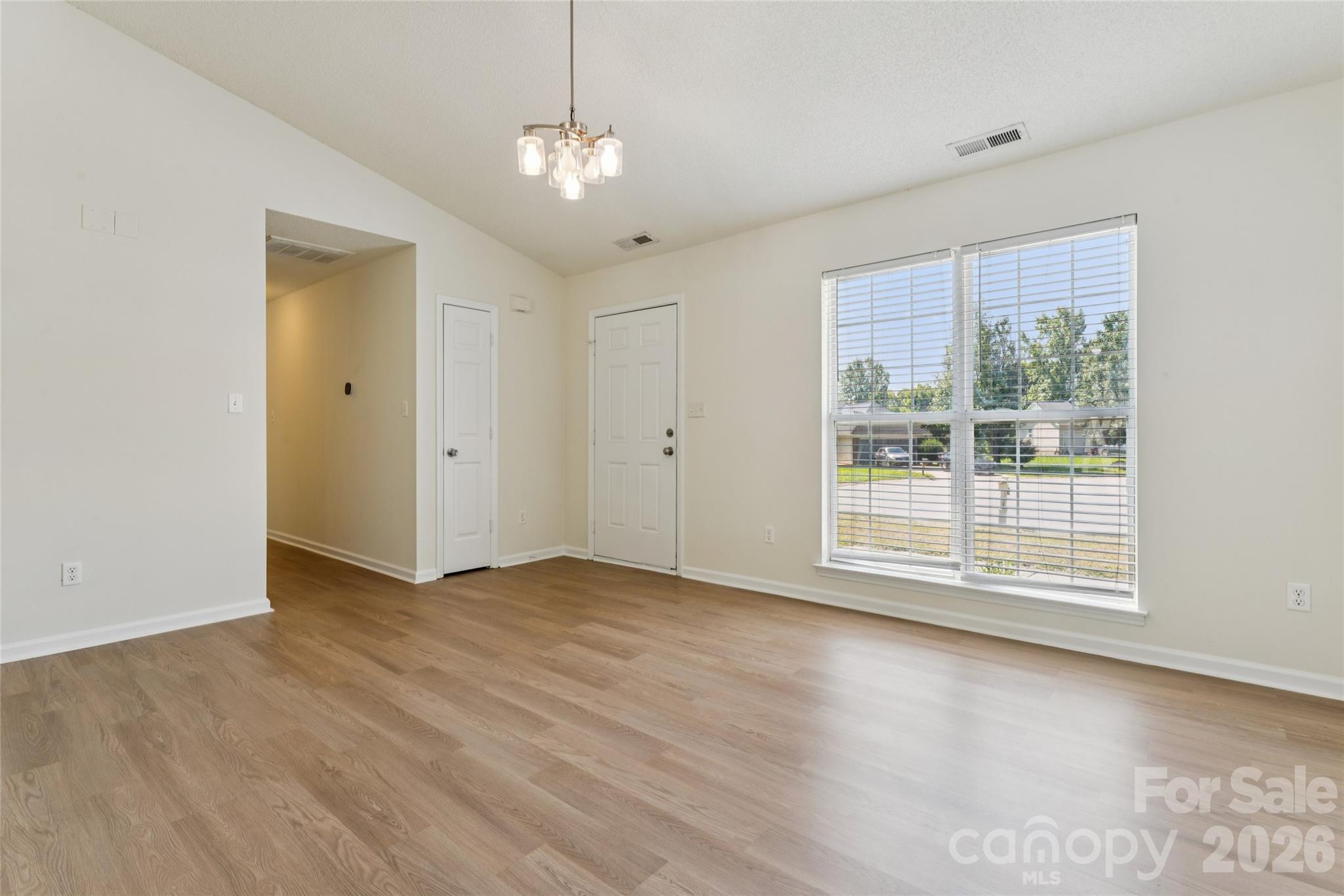 4563 Sunchase Court NW — Concord