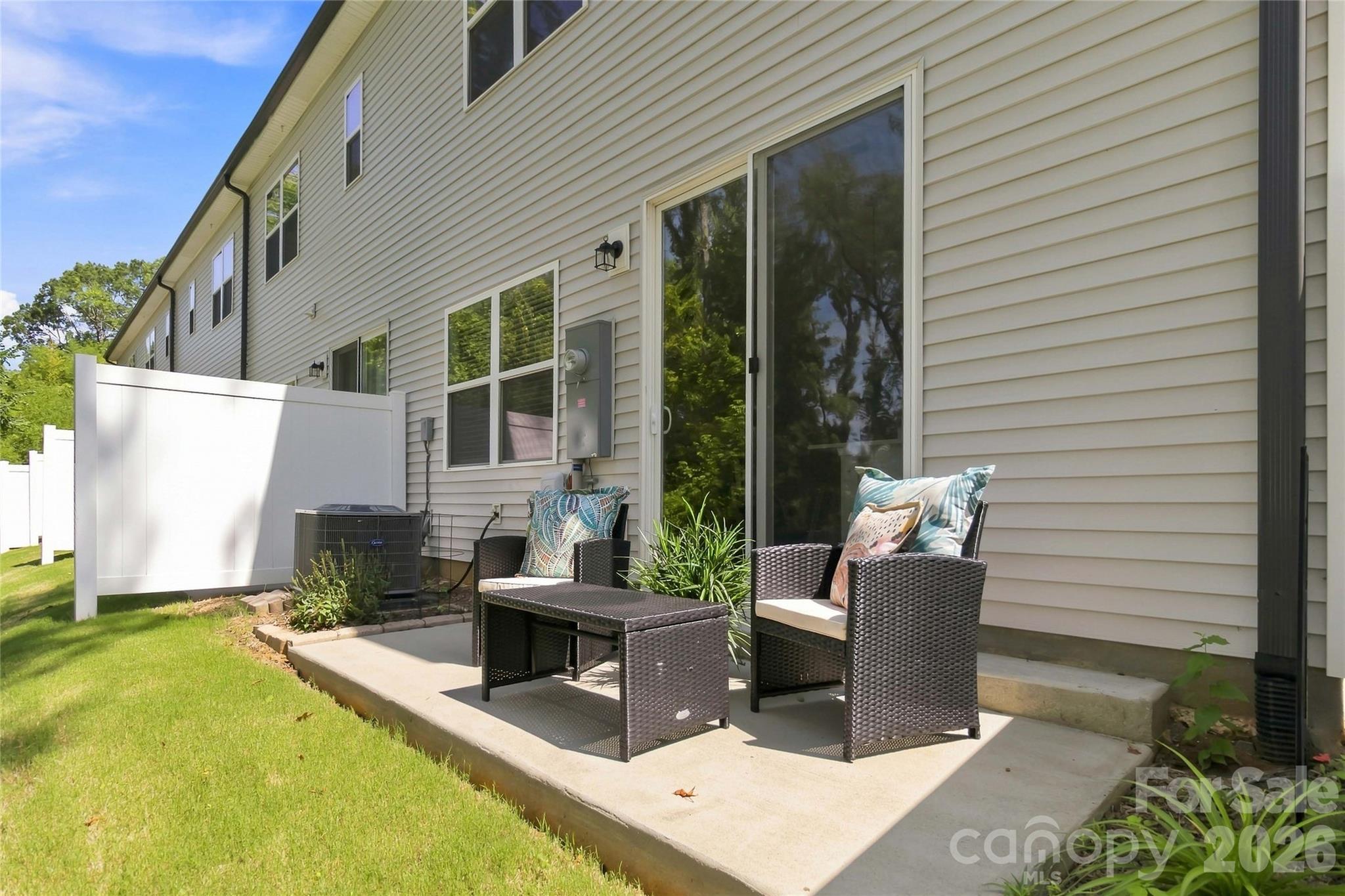 5320 Somerset Hill Lane — Charlotte