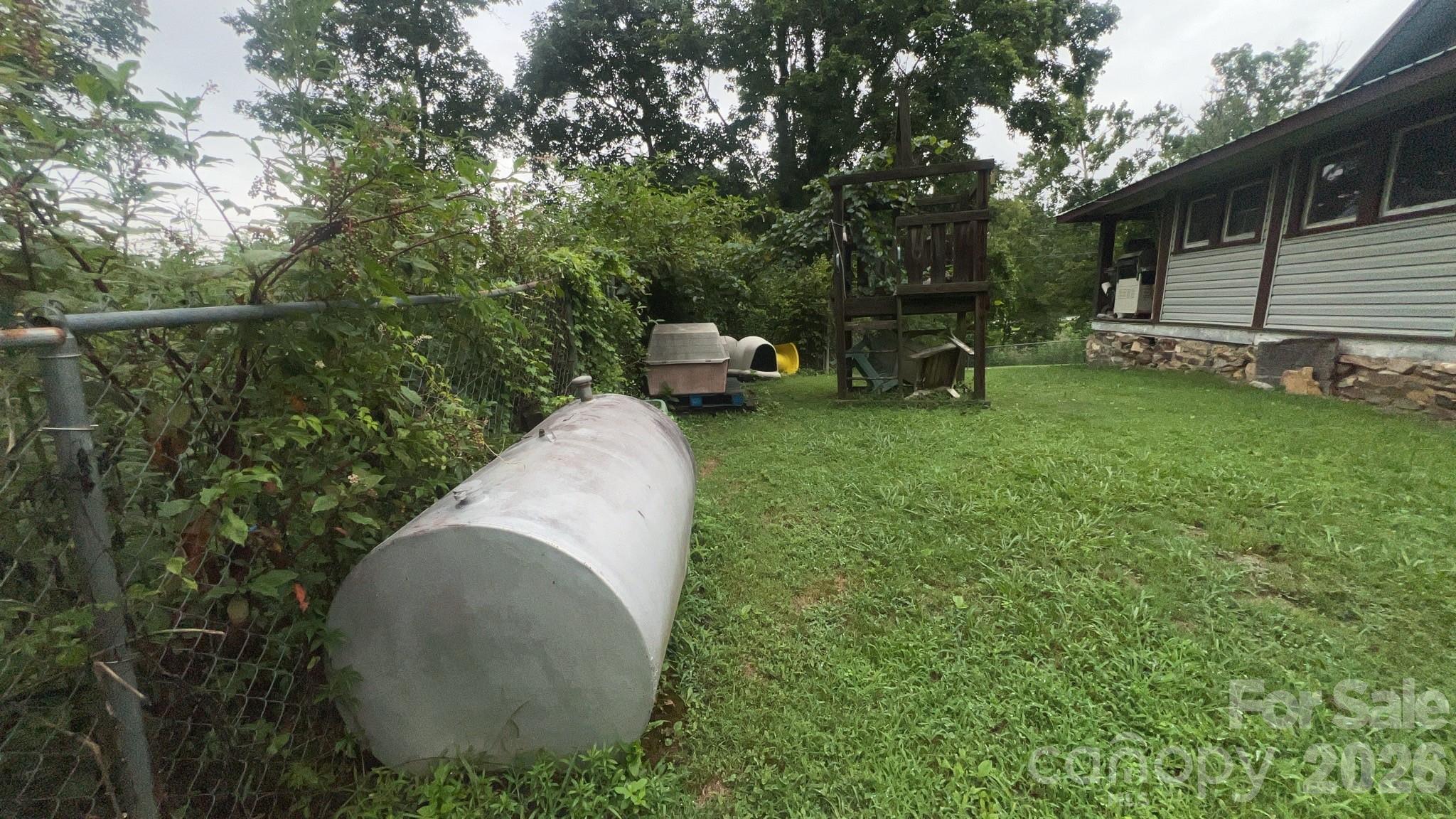 5 Eller Cove Road — Weaverville