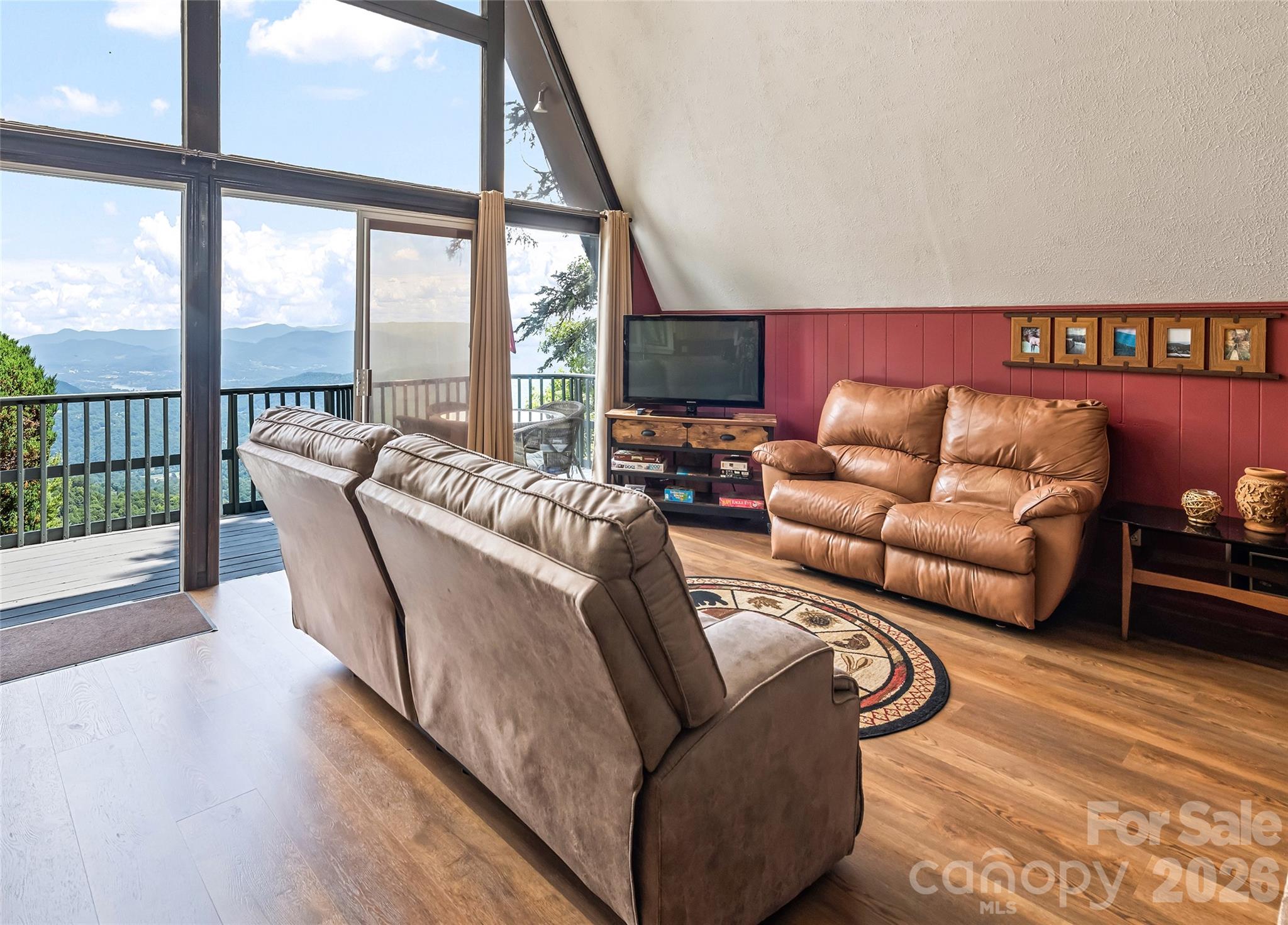 350 Quail Ridge Drive — Maggie Valley