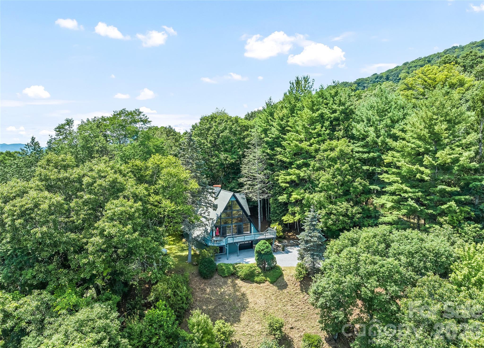350 Quail Ridge Drive — Maggie Valley