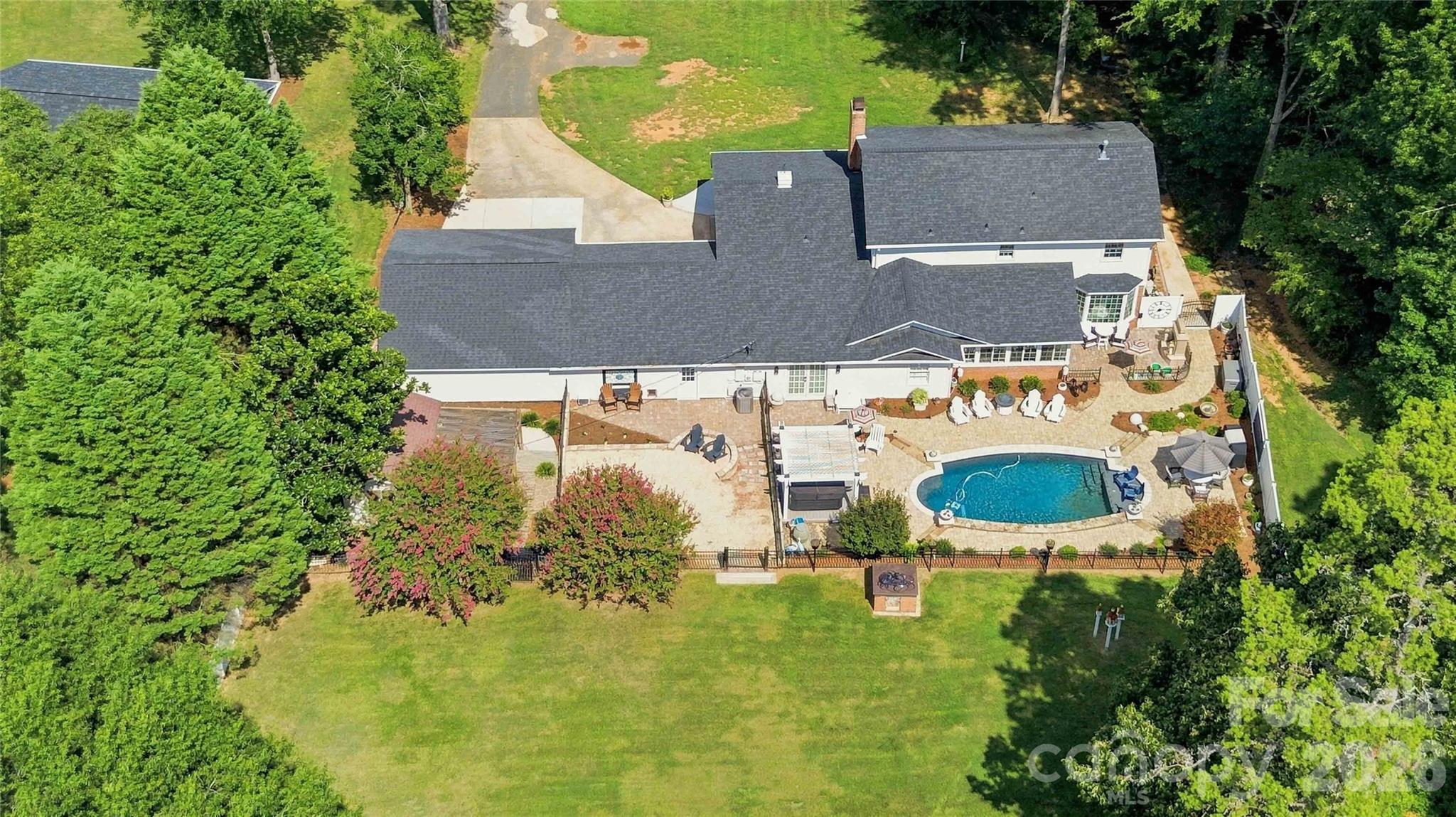 5417 Lebanon Road — Mint Hill