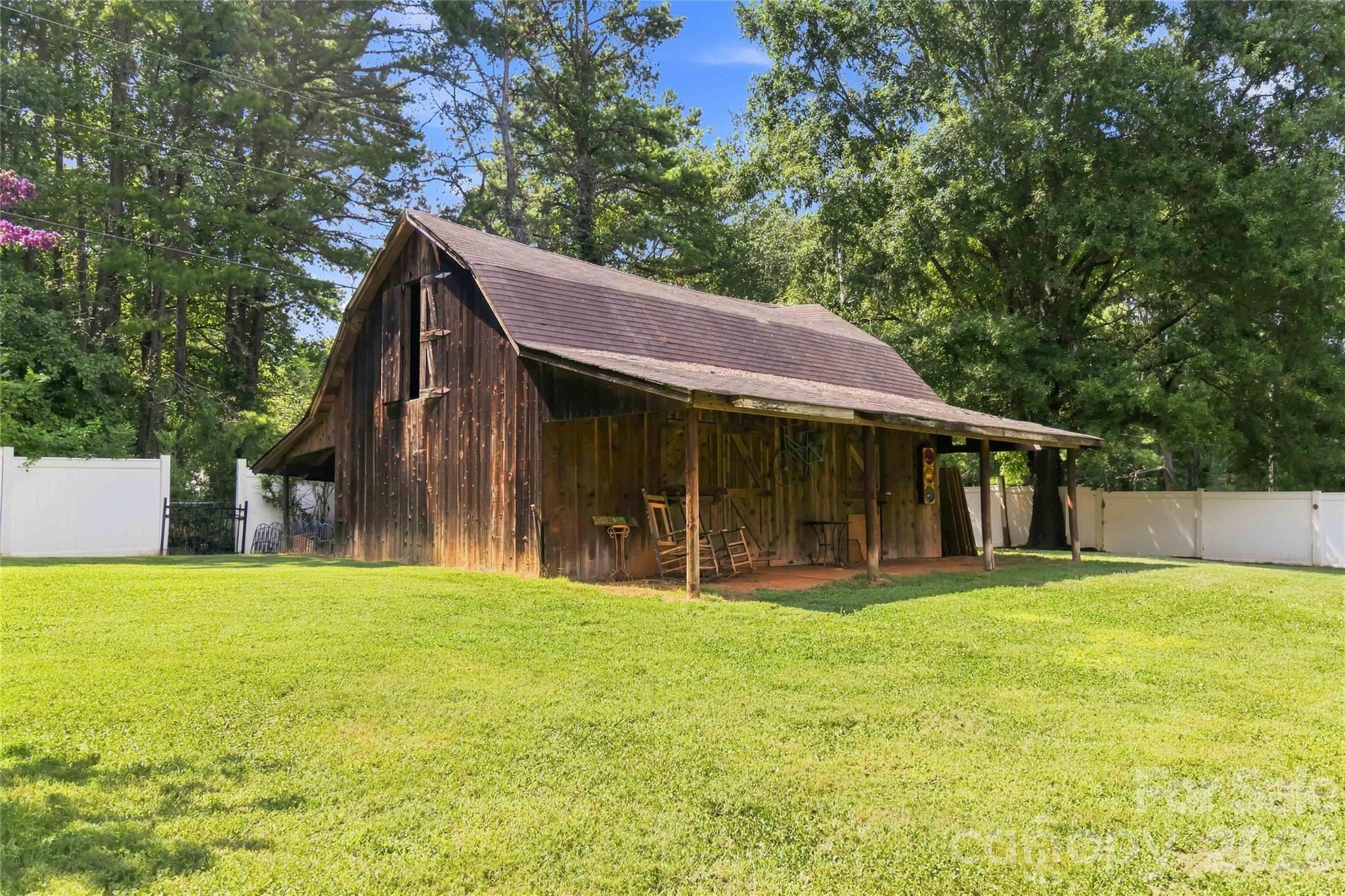 5417 Lebanon Road — Mint Hill