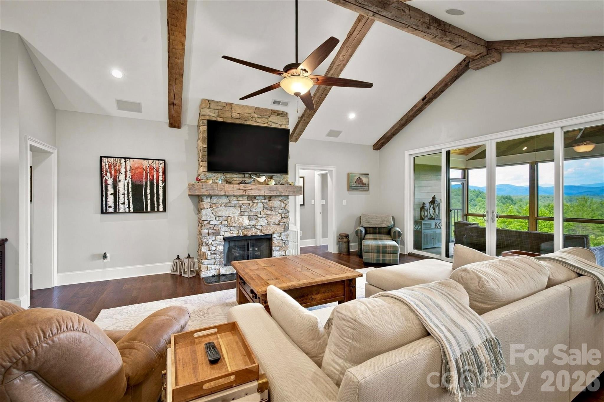 5504 Cedar Cove Way — Lenoir