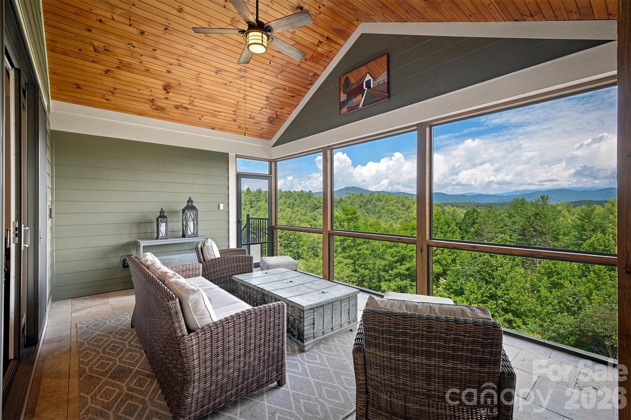 5504 Cedar Cove Way — Lenoir