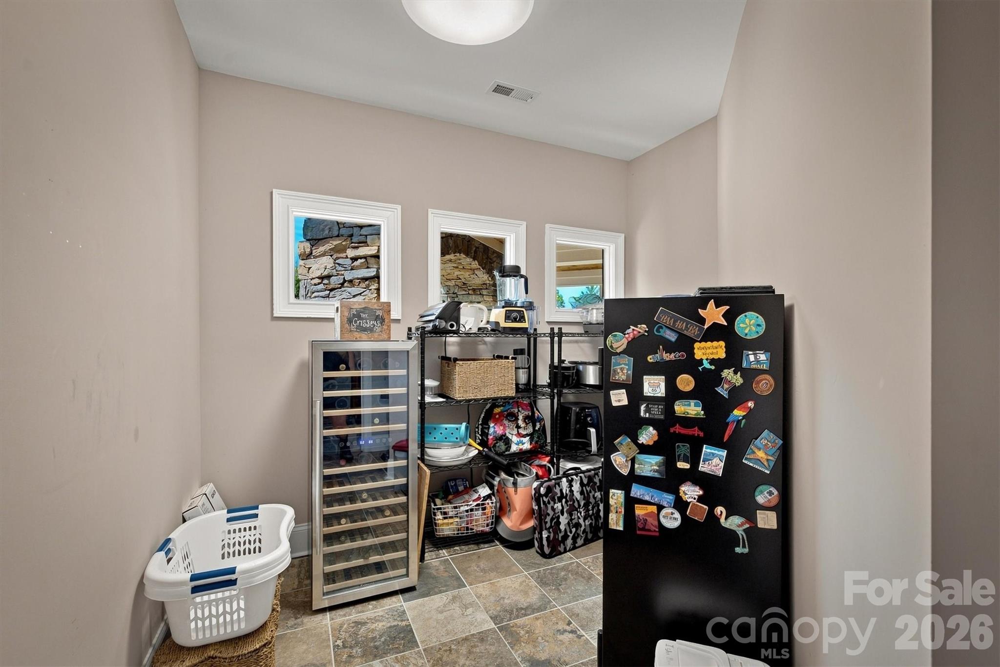 5504 Cedar Cove Way — Lenoir