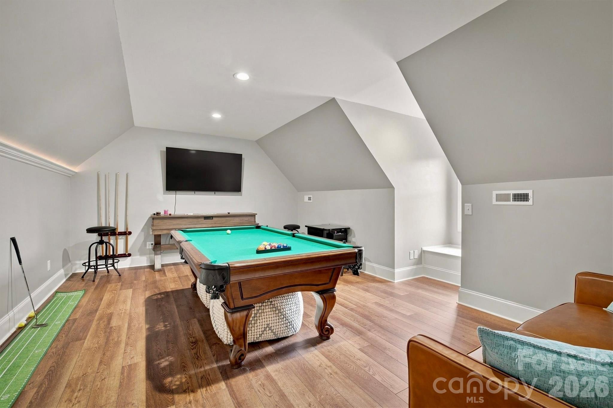 5504 Cedar Cove Way — Lenoir