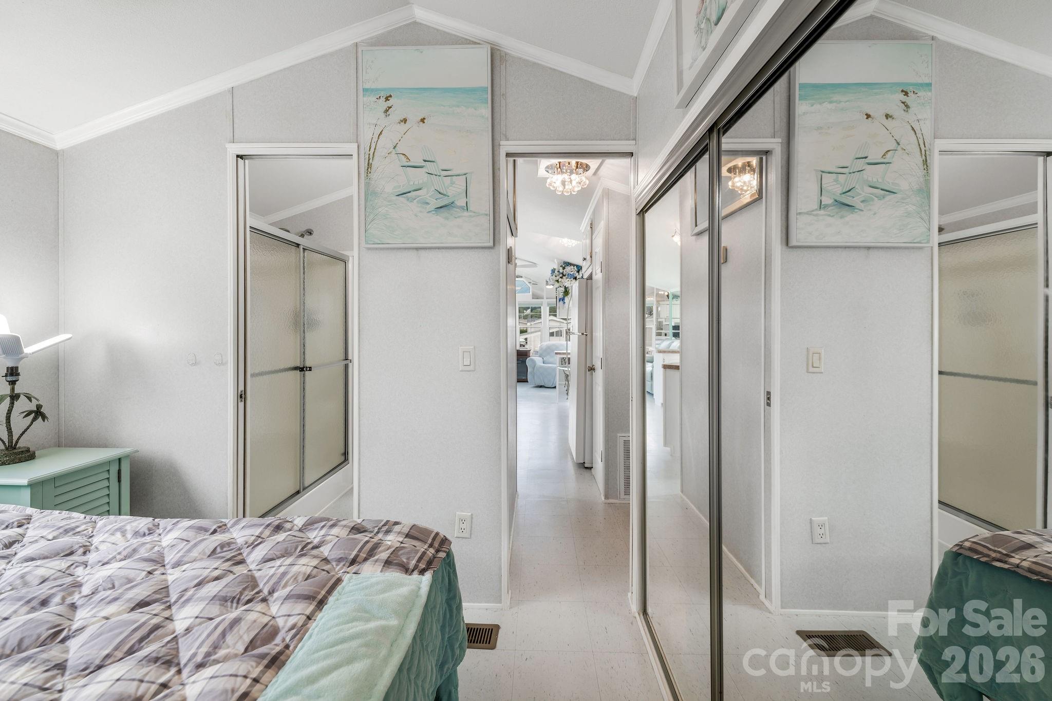 53 Strollers Lane — Waynesville