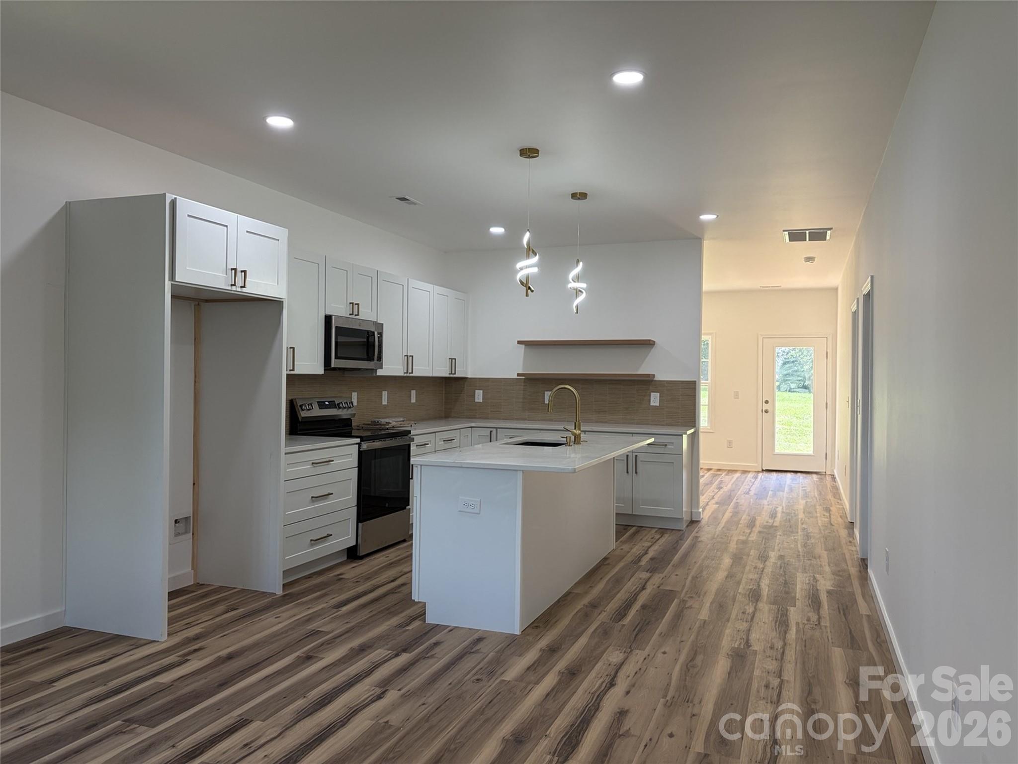 106 Blakemore Drive — Shelby
