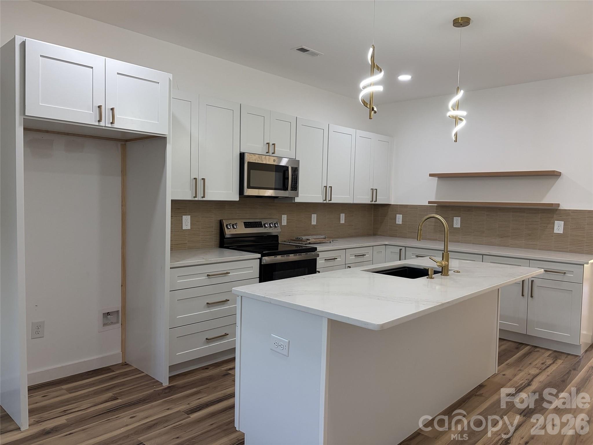 106 Blakemore Drive — Shelby