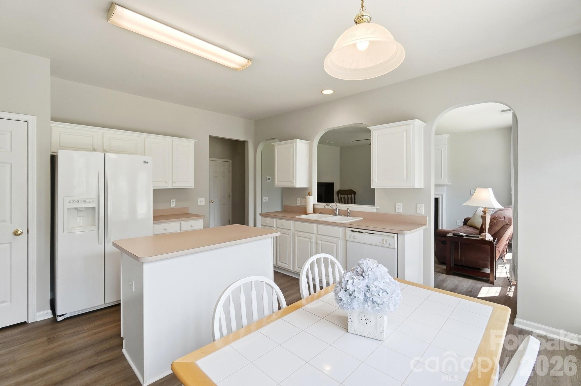 7724 Dinniston Drive — Huntersville
