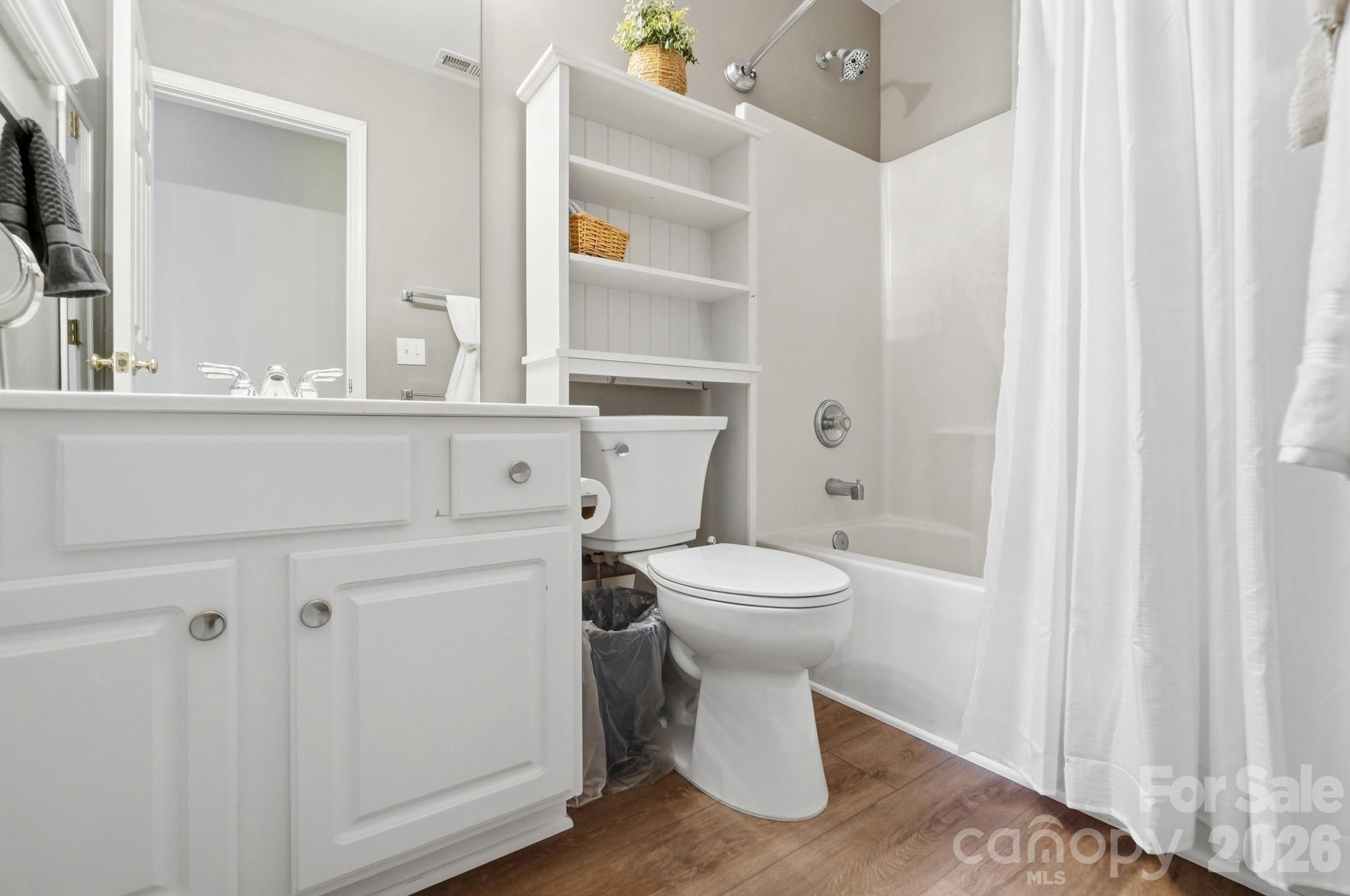 7724 Dinniston Drive — Huntersville