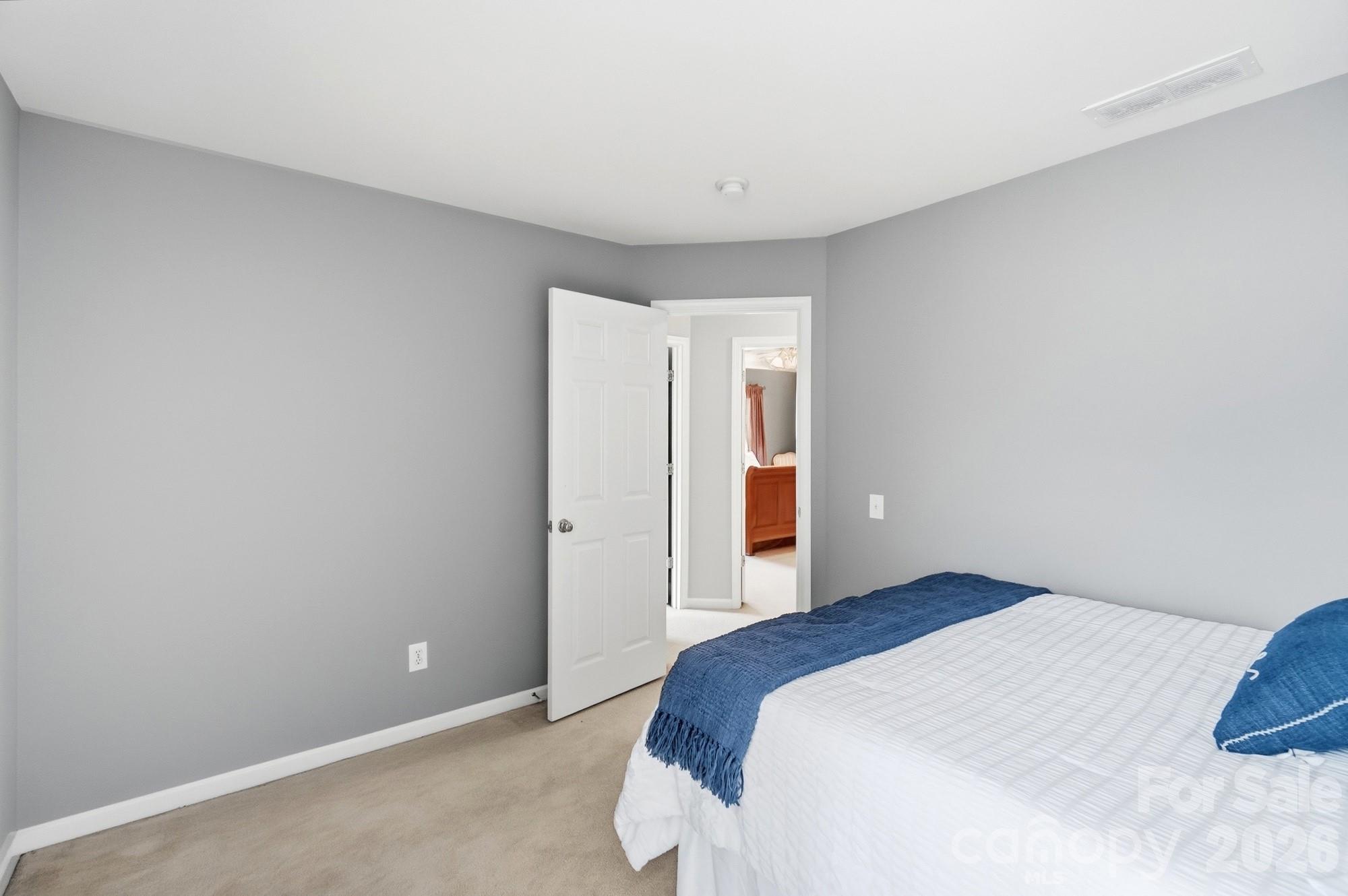 7724 Dinniston Drive — Huntersville