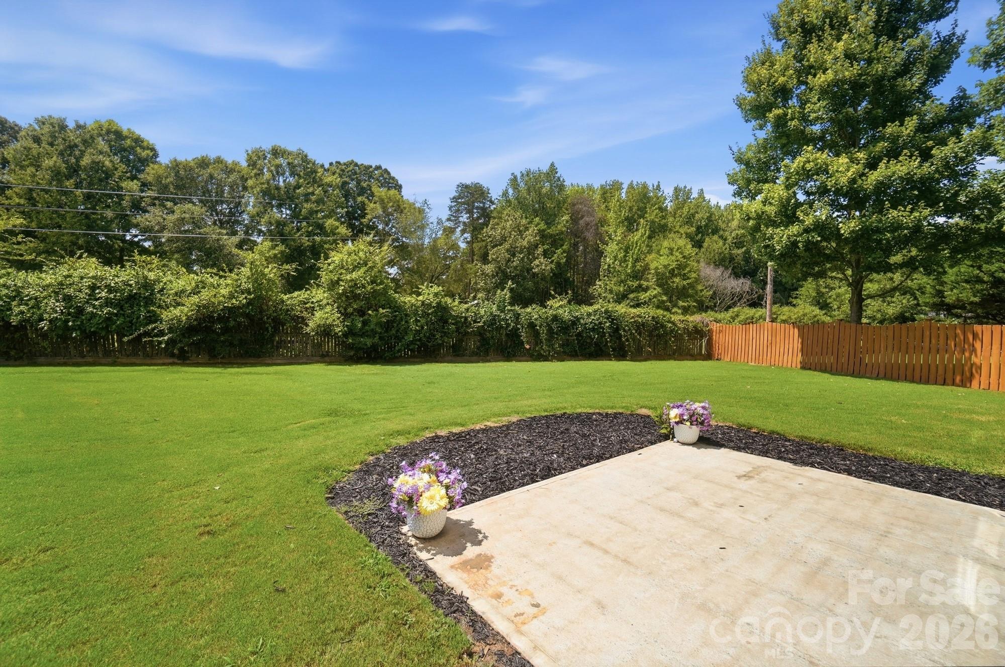 7724 Dinniston Drive — Huntersville