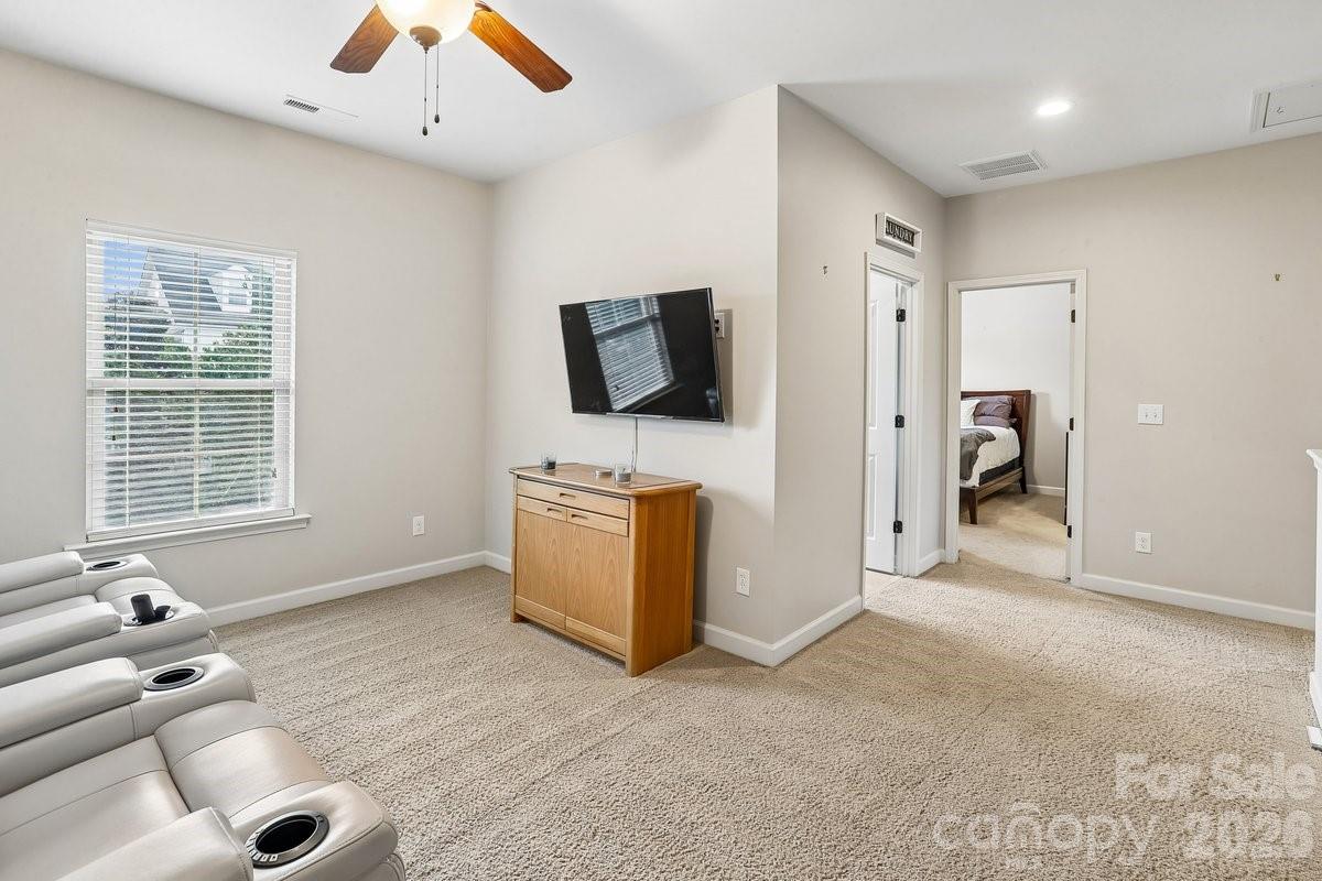 3125 Kennys Street — Pineville